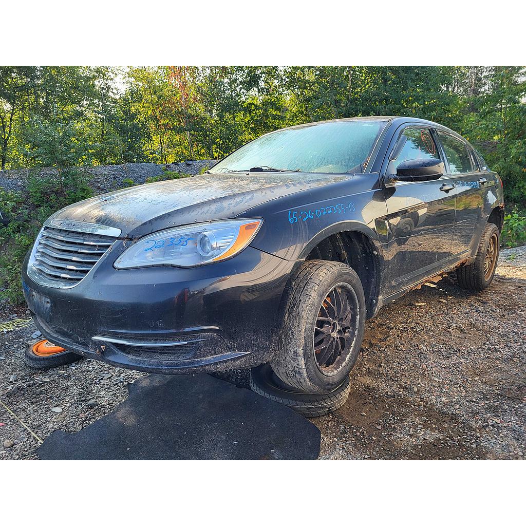 CHRYSLER 200 2013