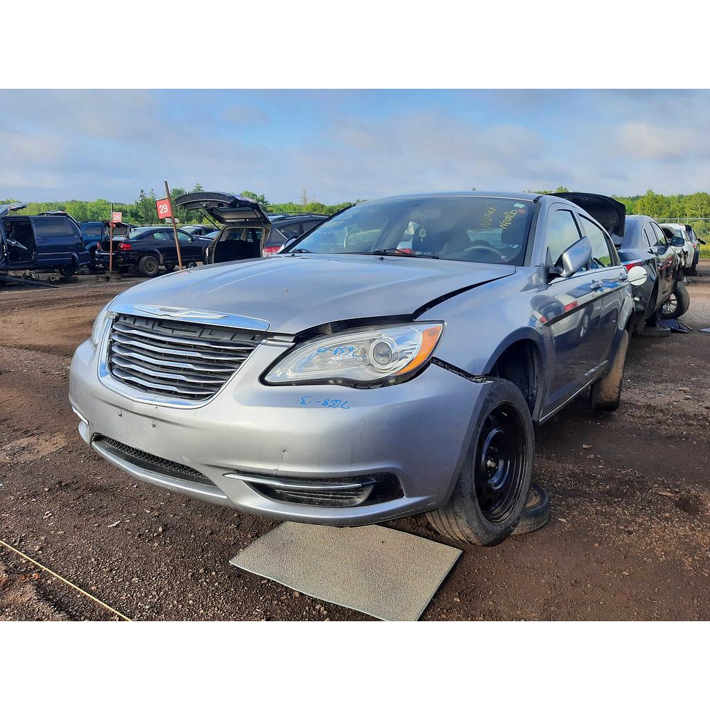 CHRYSLER 200 2013
