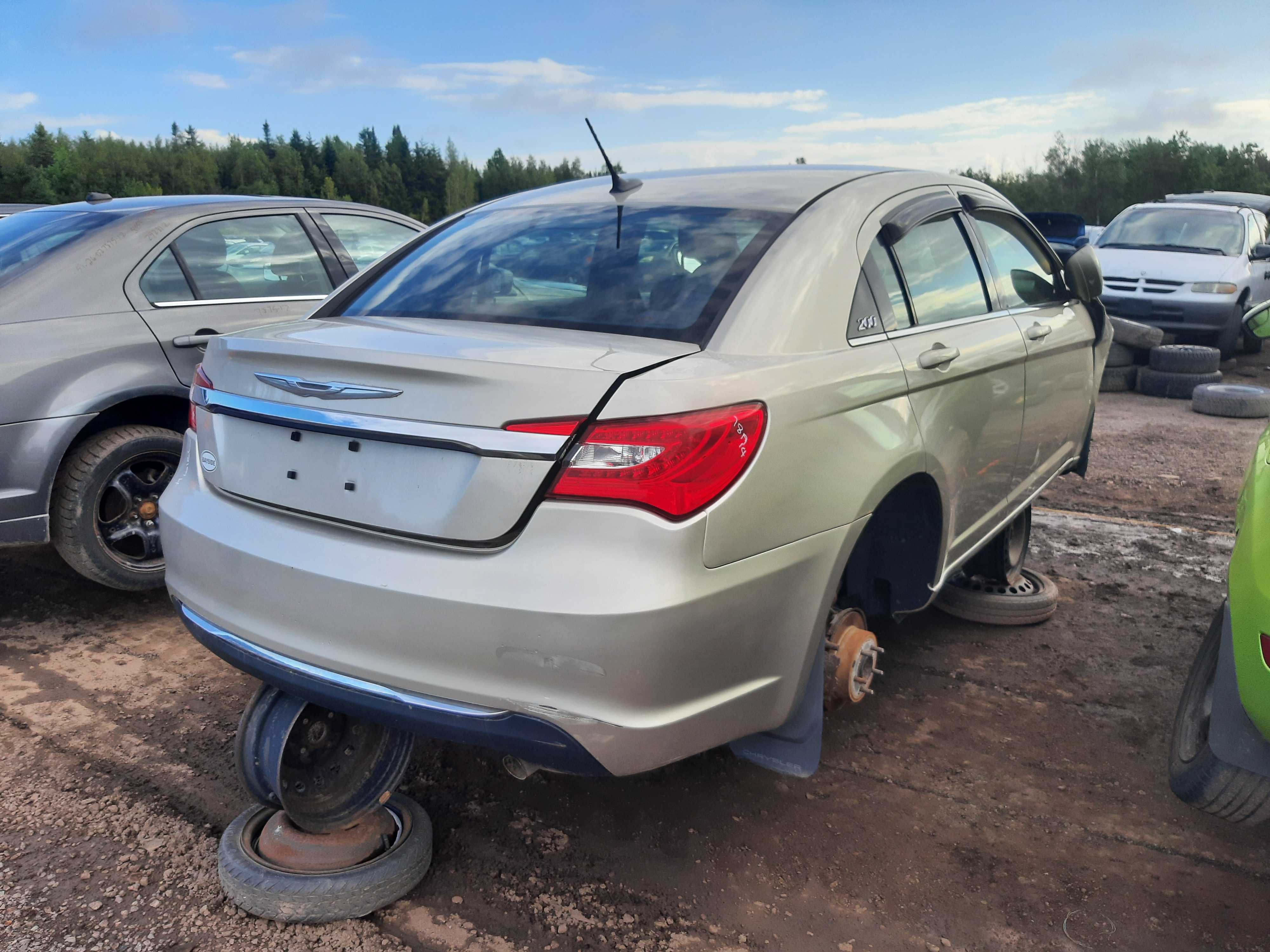 CHRYSLER 200 2014