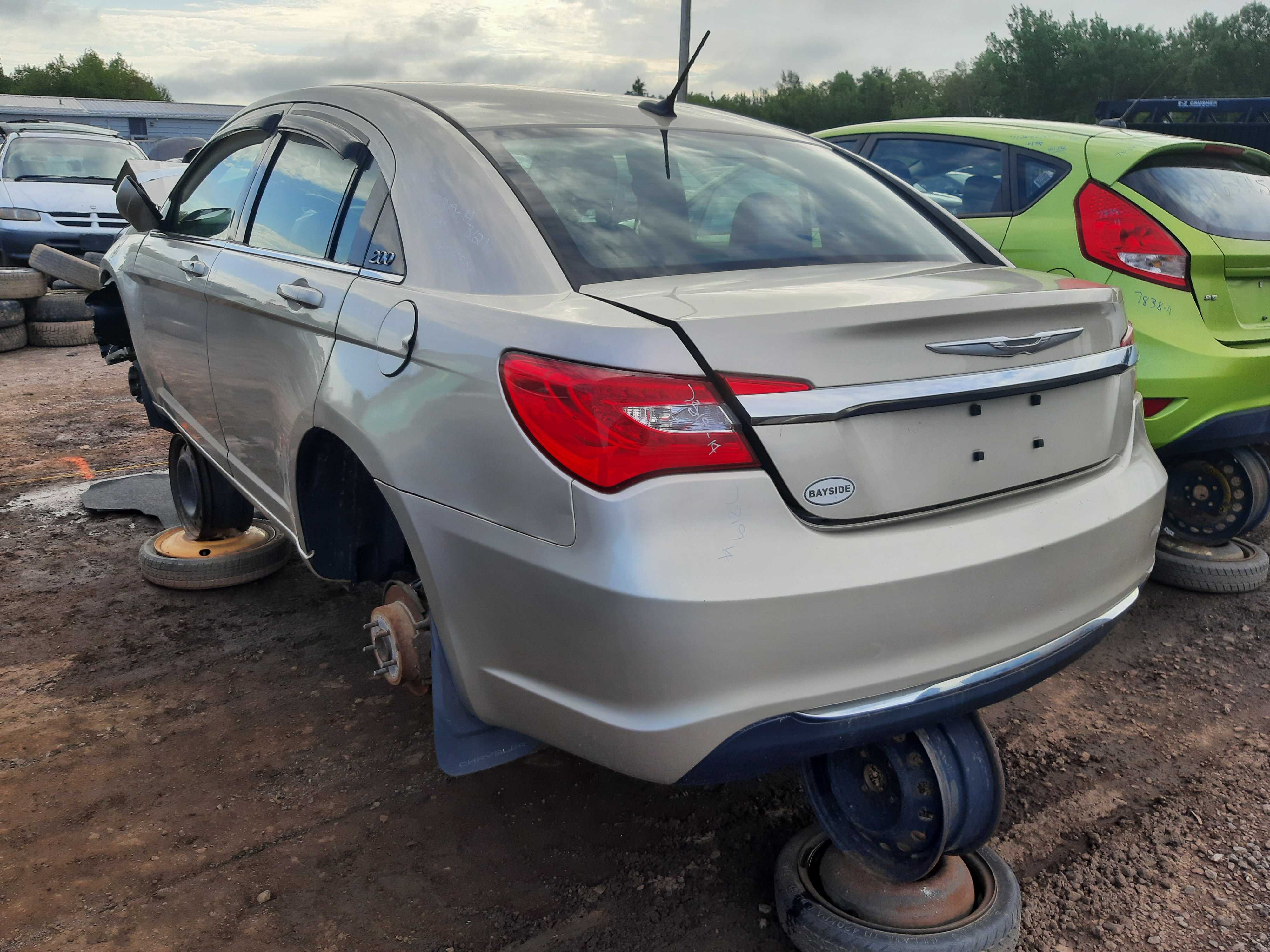 CHRYSLER 200 2014