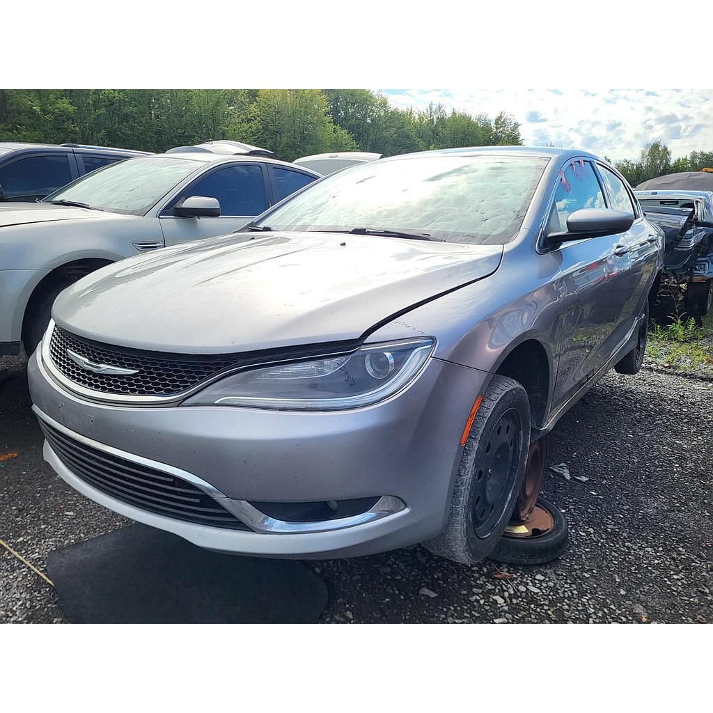 CHRYSLER 200 2015