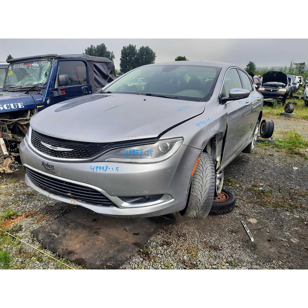 CHRYSLER 200 2015
