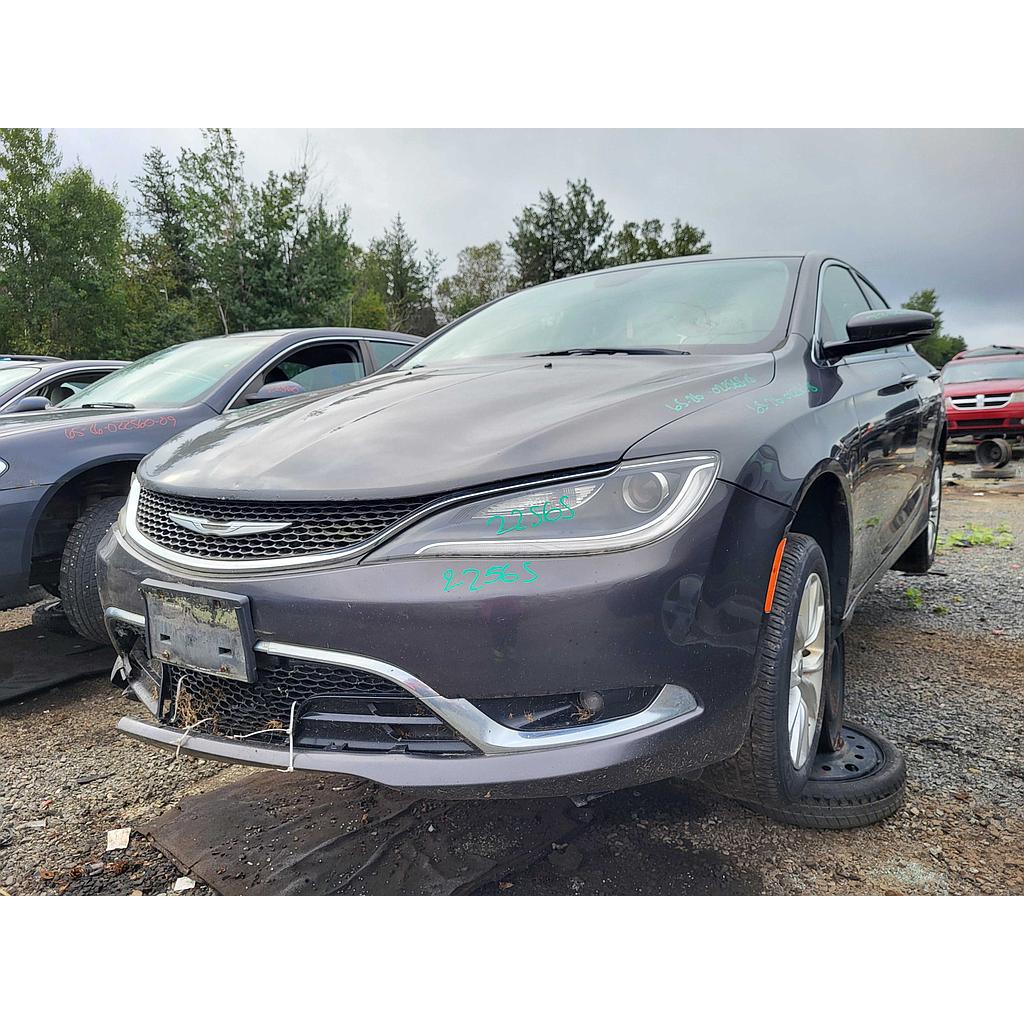 CHRYSLER 200 2015