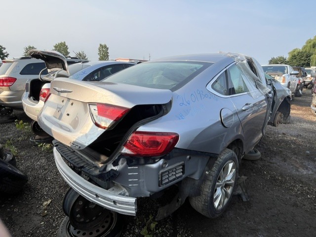 CHRYSLER 200 2016