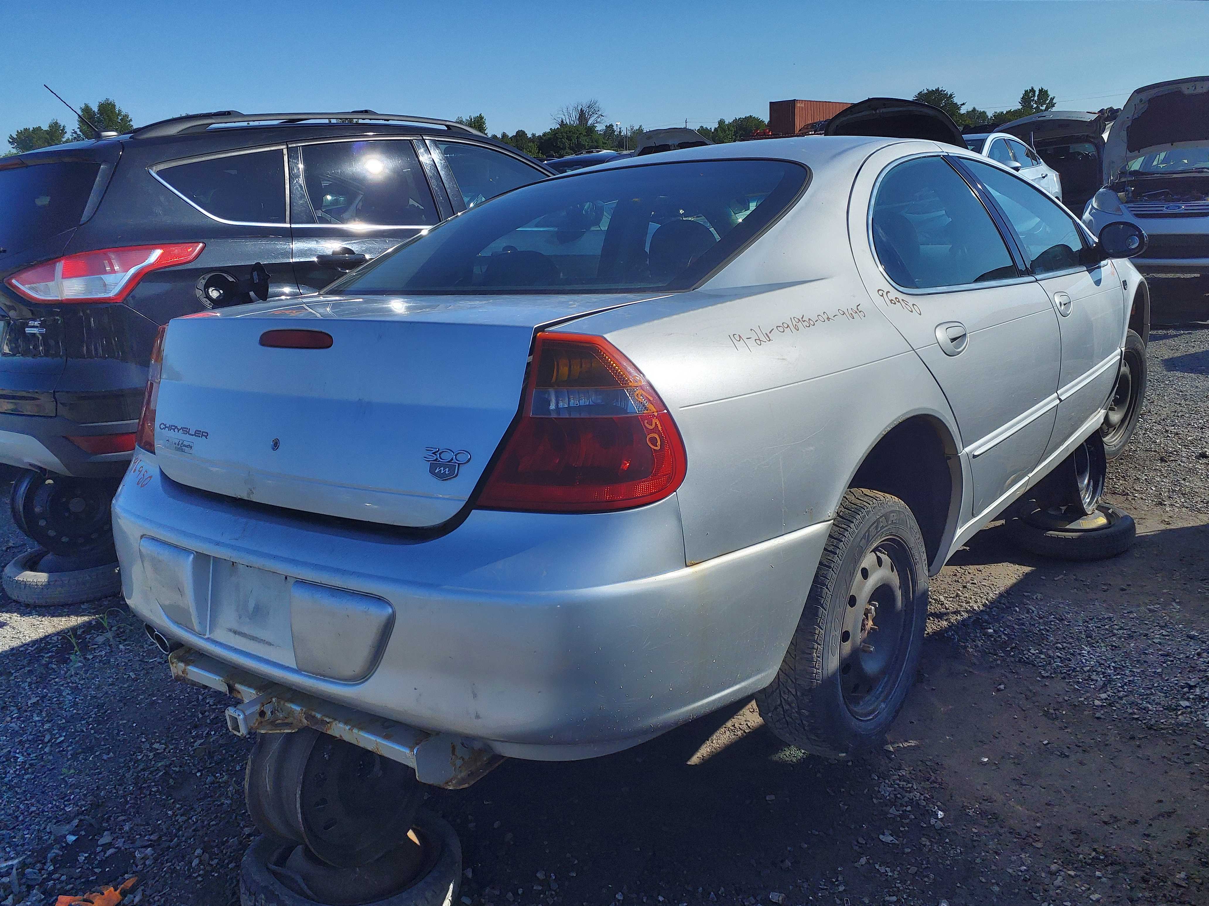 CHRYSLER 300 2002