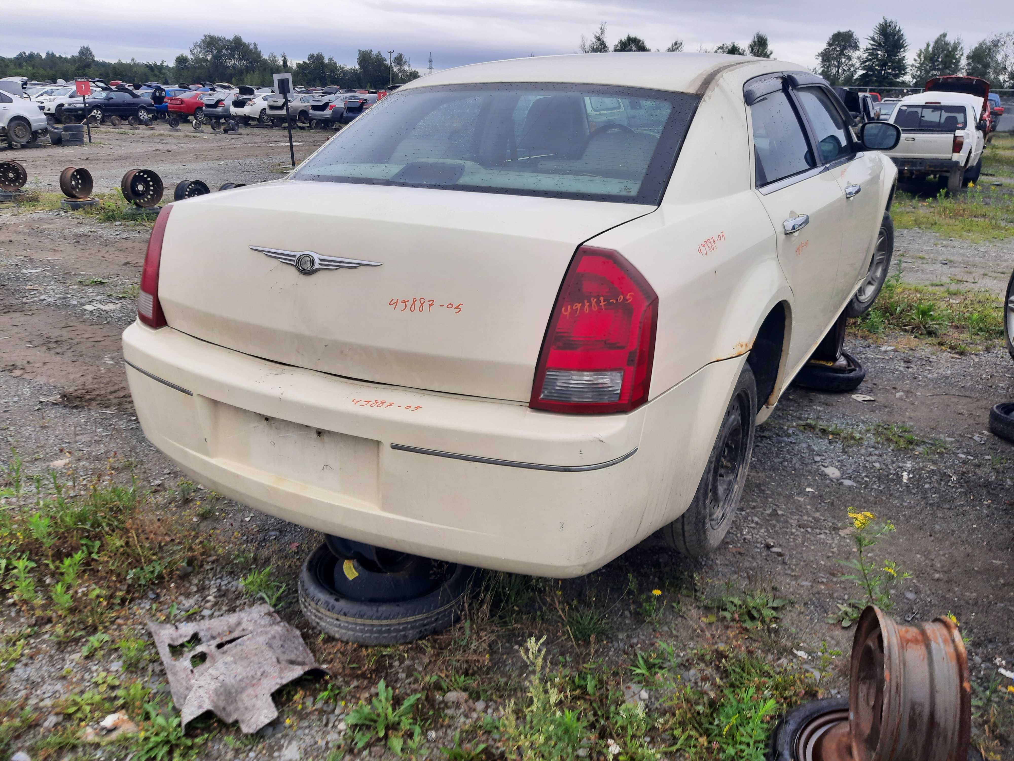 CHRYSLER 300 2005