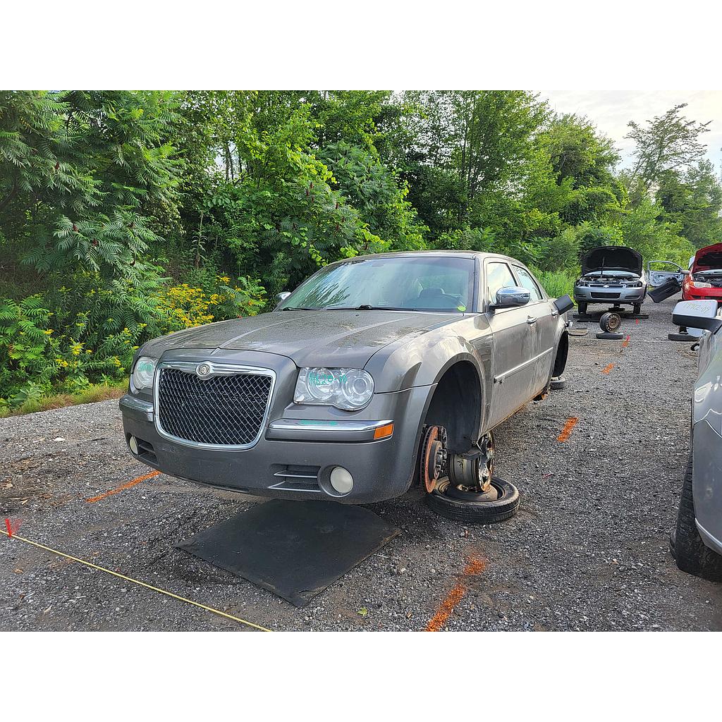 CHRYSLER 300 2010