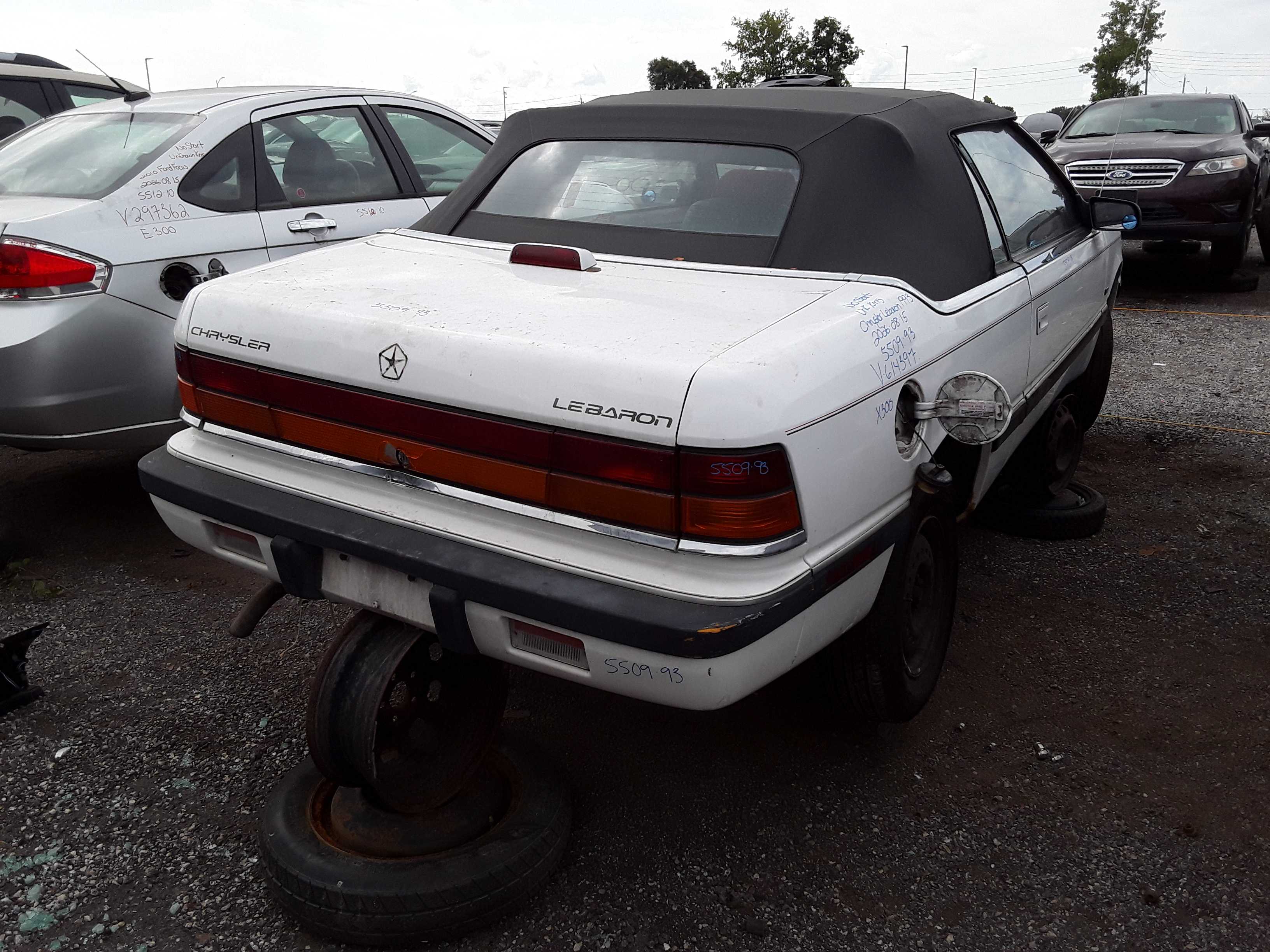 CHRYSLER LEBARON 1993