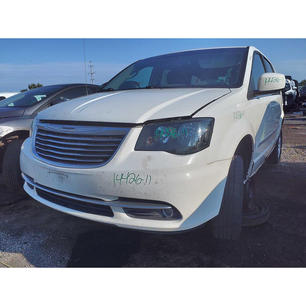 CHRYSLER TOWN &amp; COUNTRY 2011