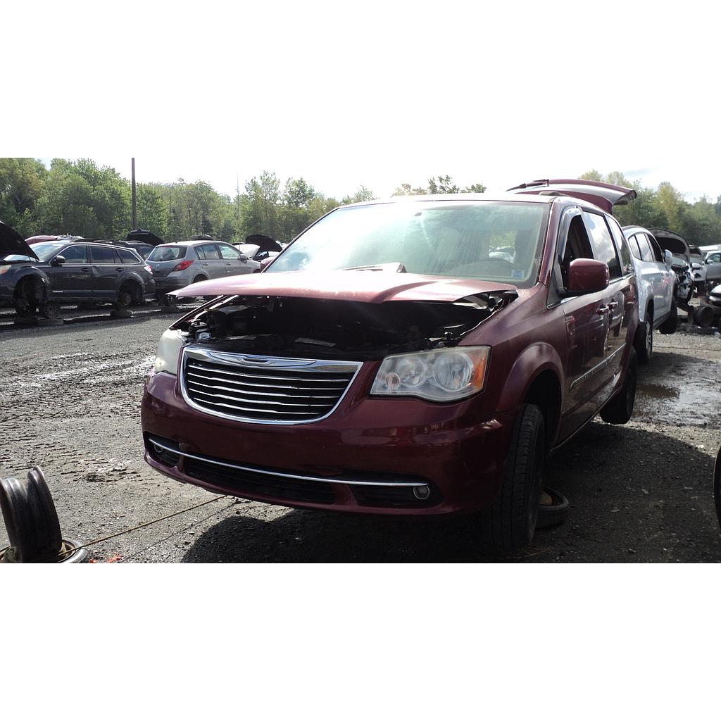 CHRYSLER TOWN &amp; COUNTRY 2011