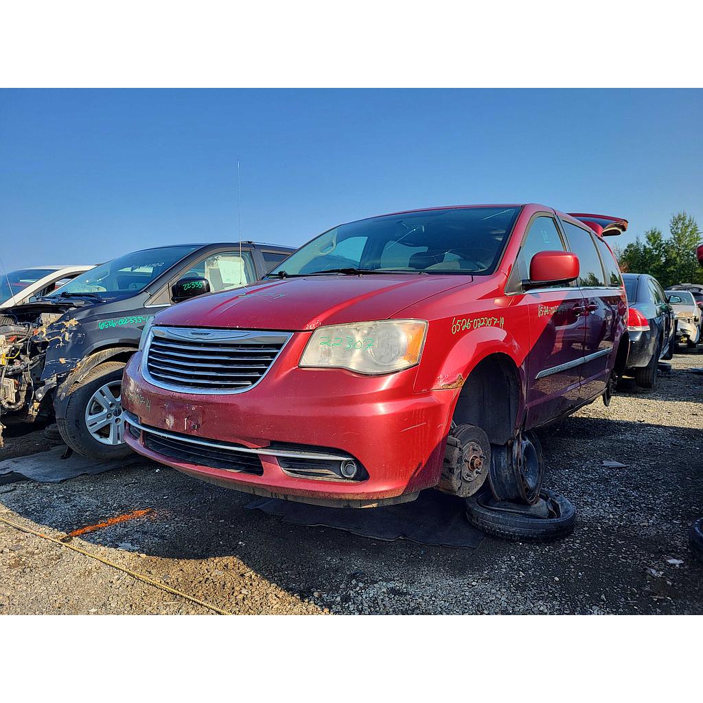 CHRYSLER TOWN &amp; COUNTRY 2014
