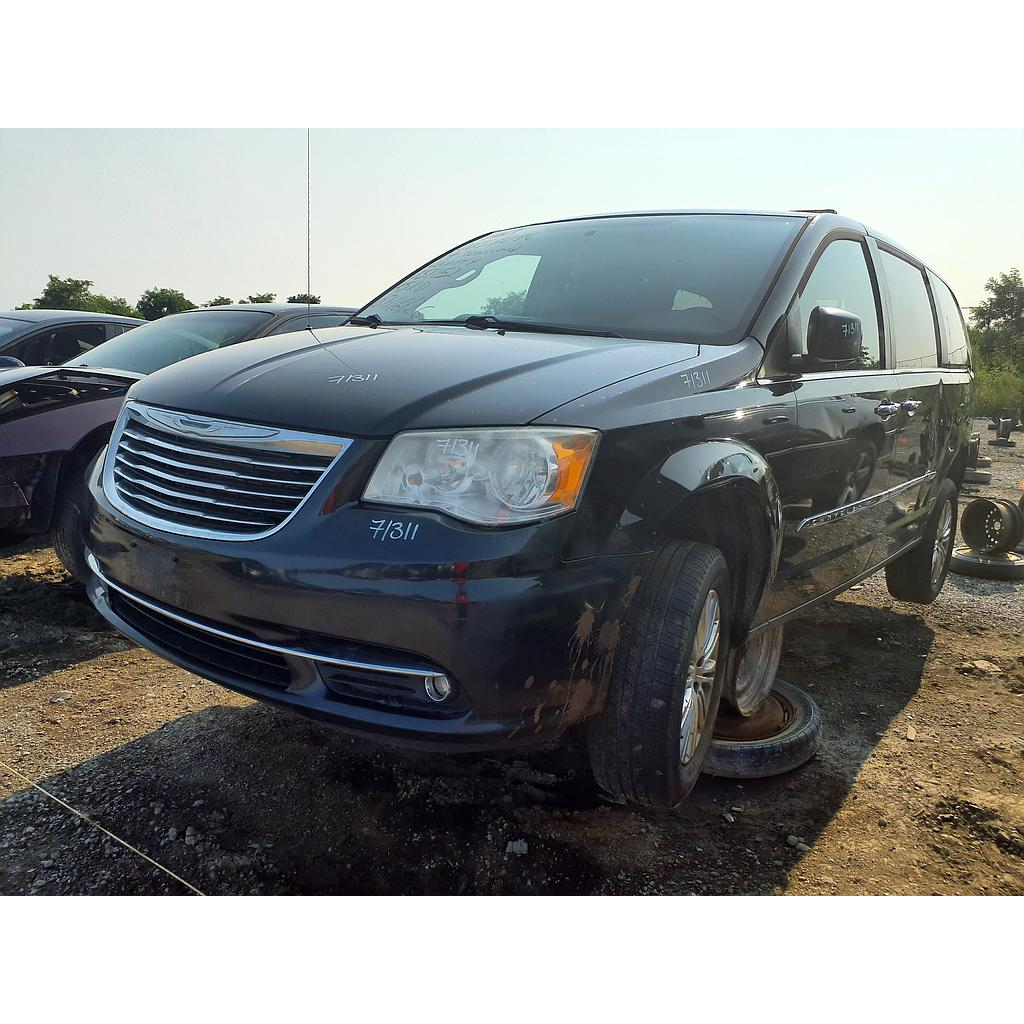 CHRYSLER TOWN &amp; COUNTRY 2014