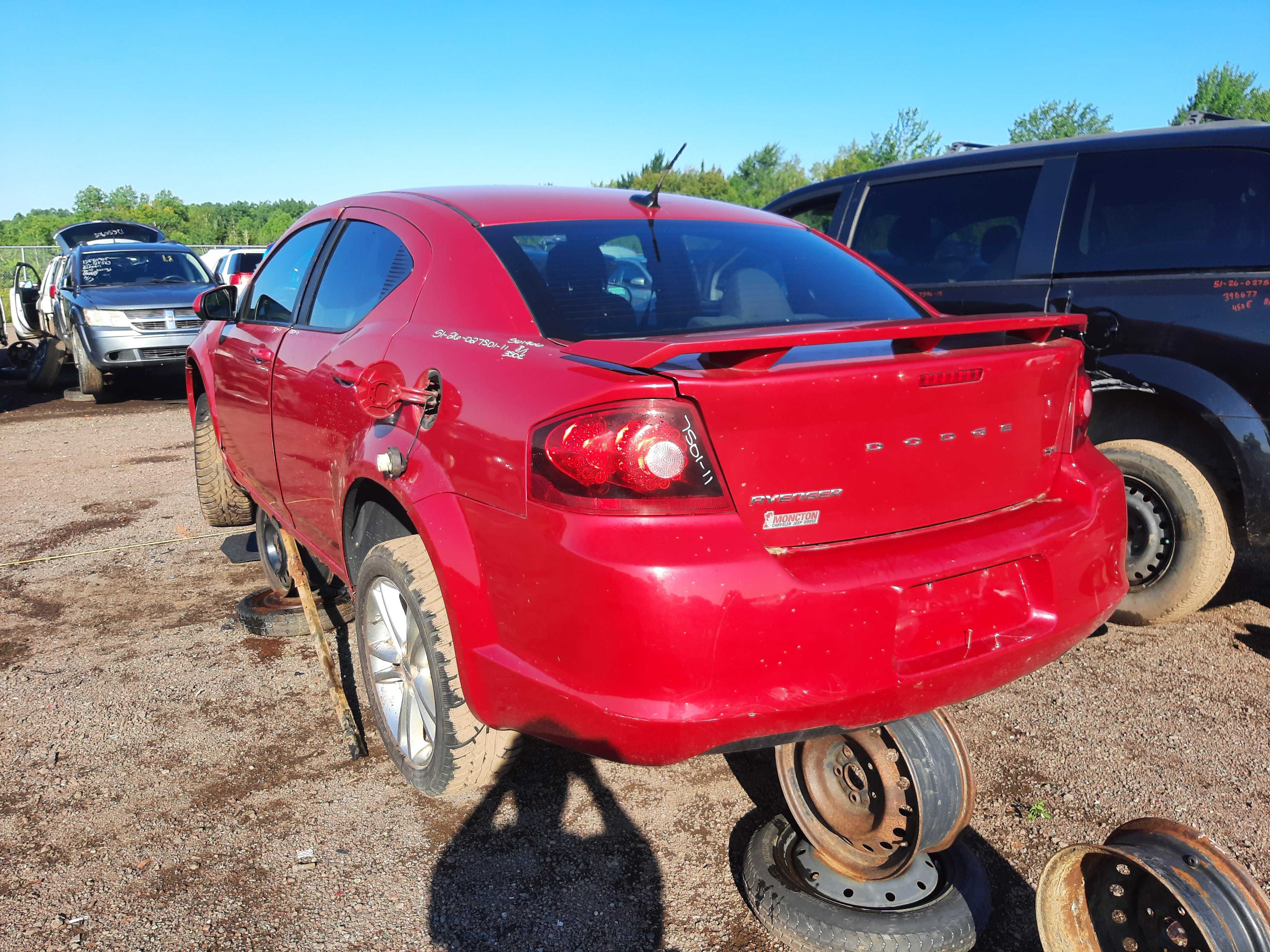 DODGE AVENGER 2011
