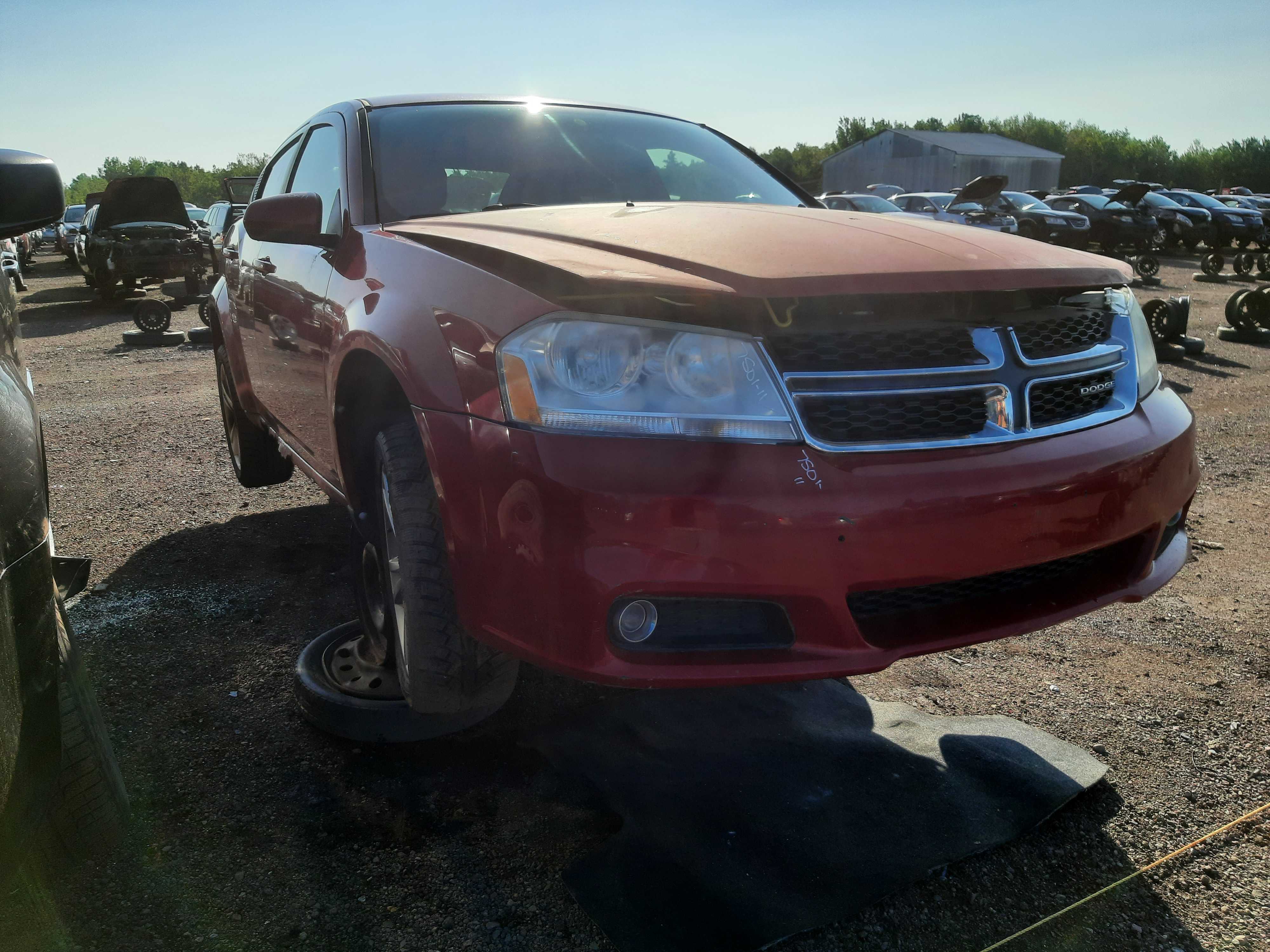 DODGE AVENGER 2011