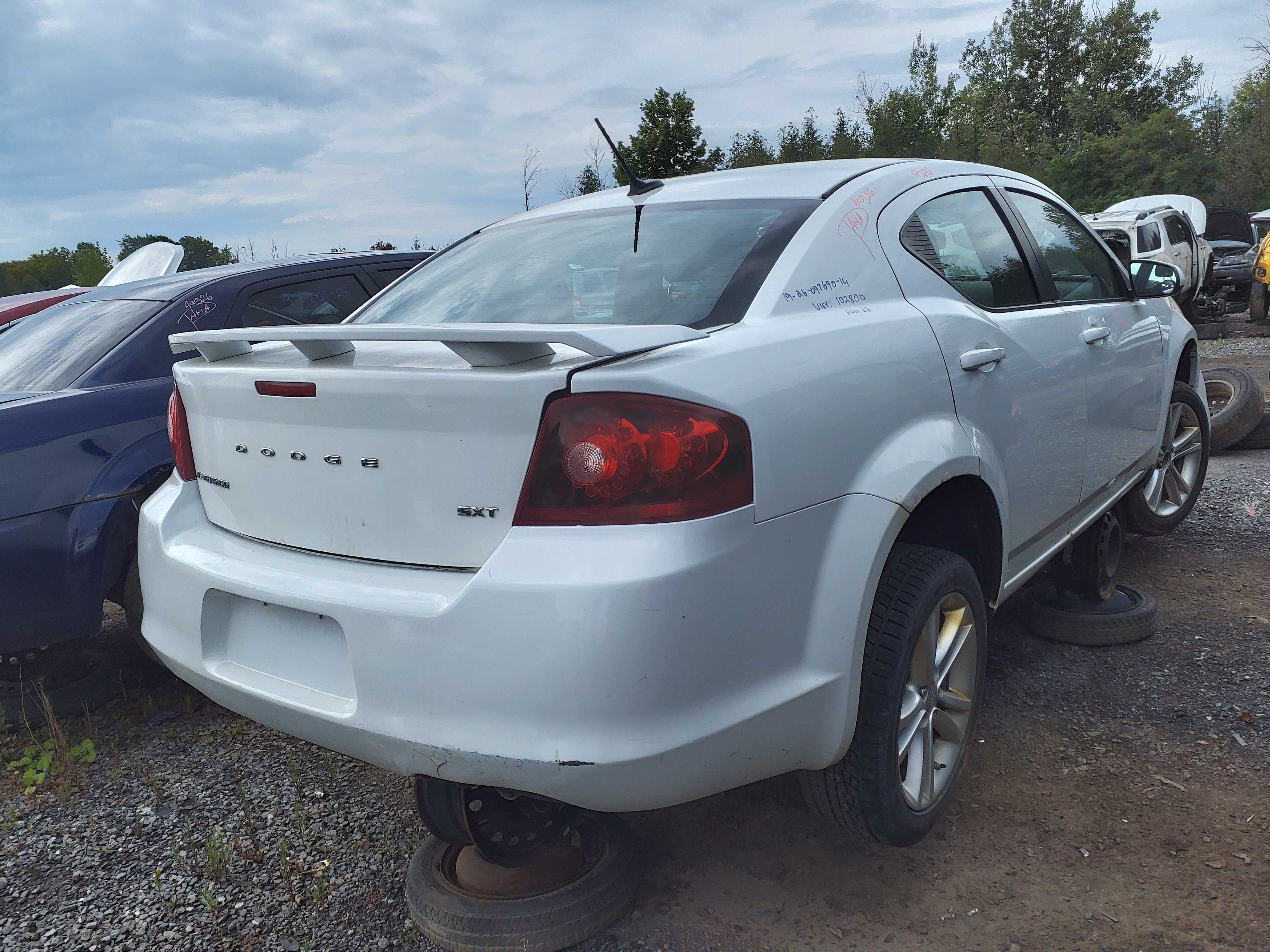 DODGE AVENGER 2014