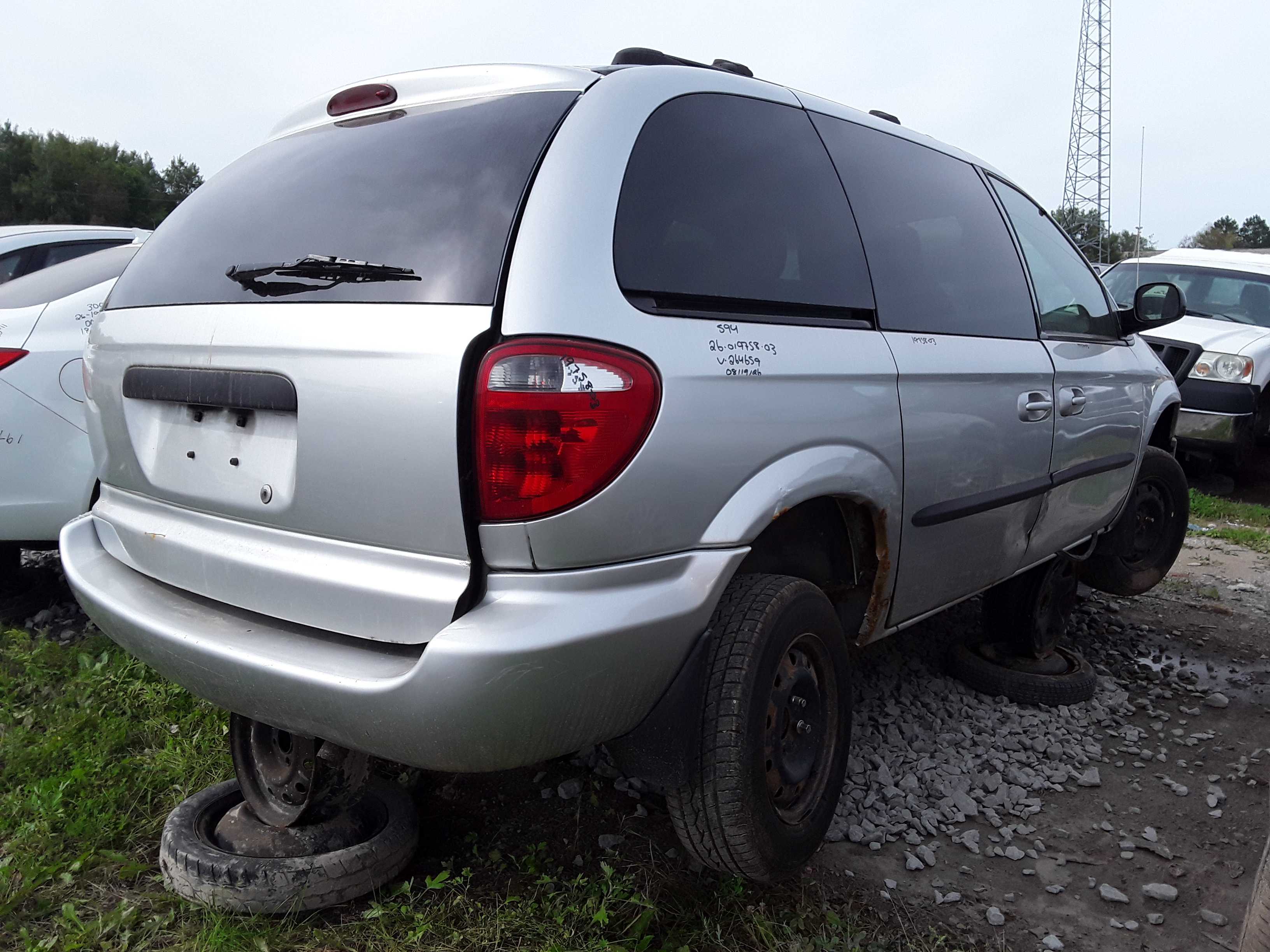 DODGE CARAVAN 2003