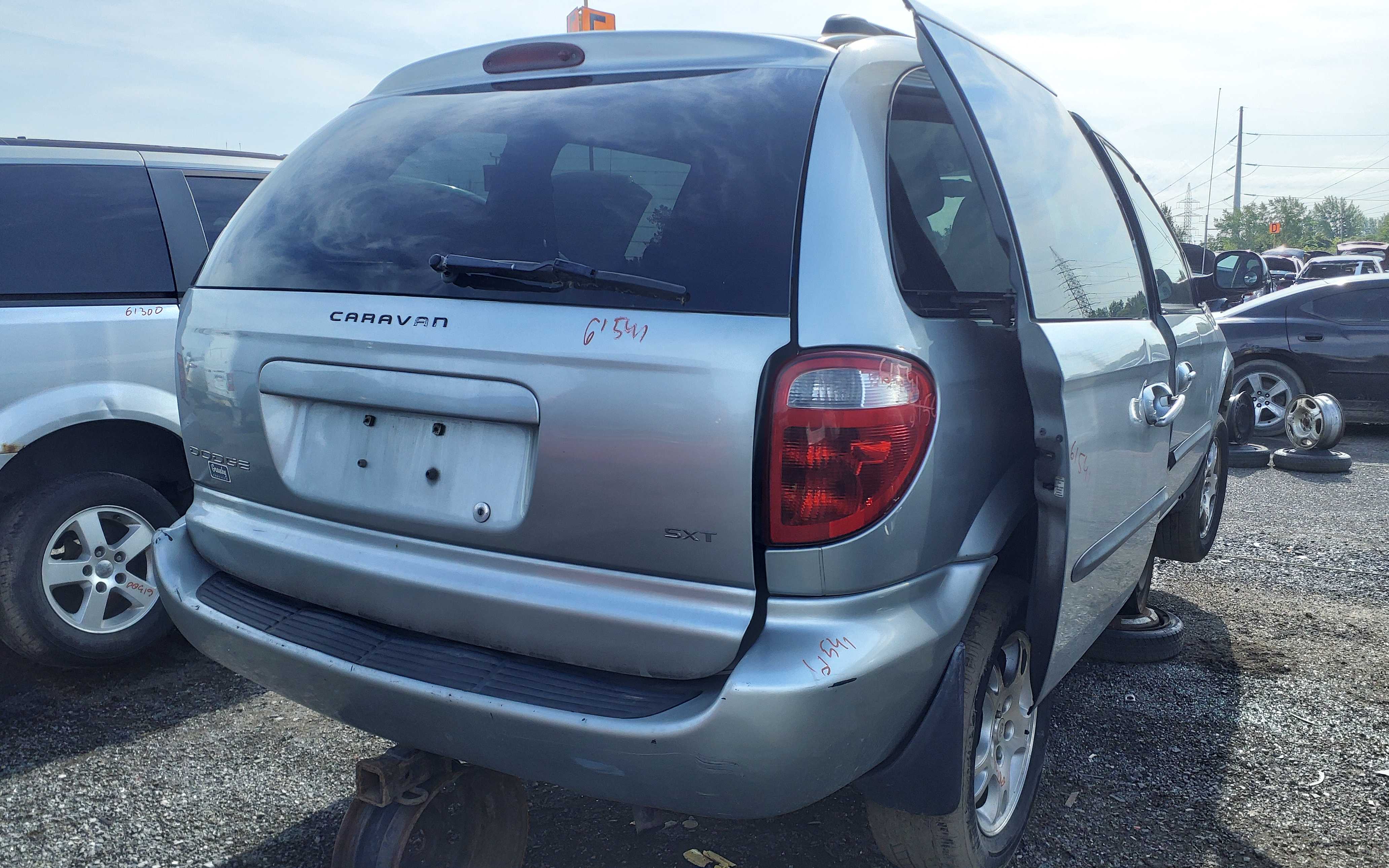 DODGE CARAVAN 2004