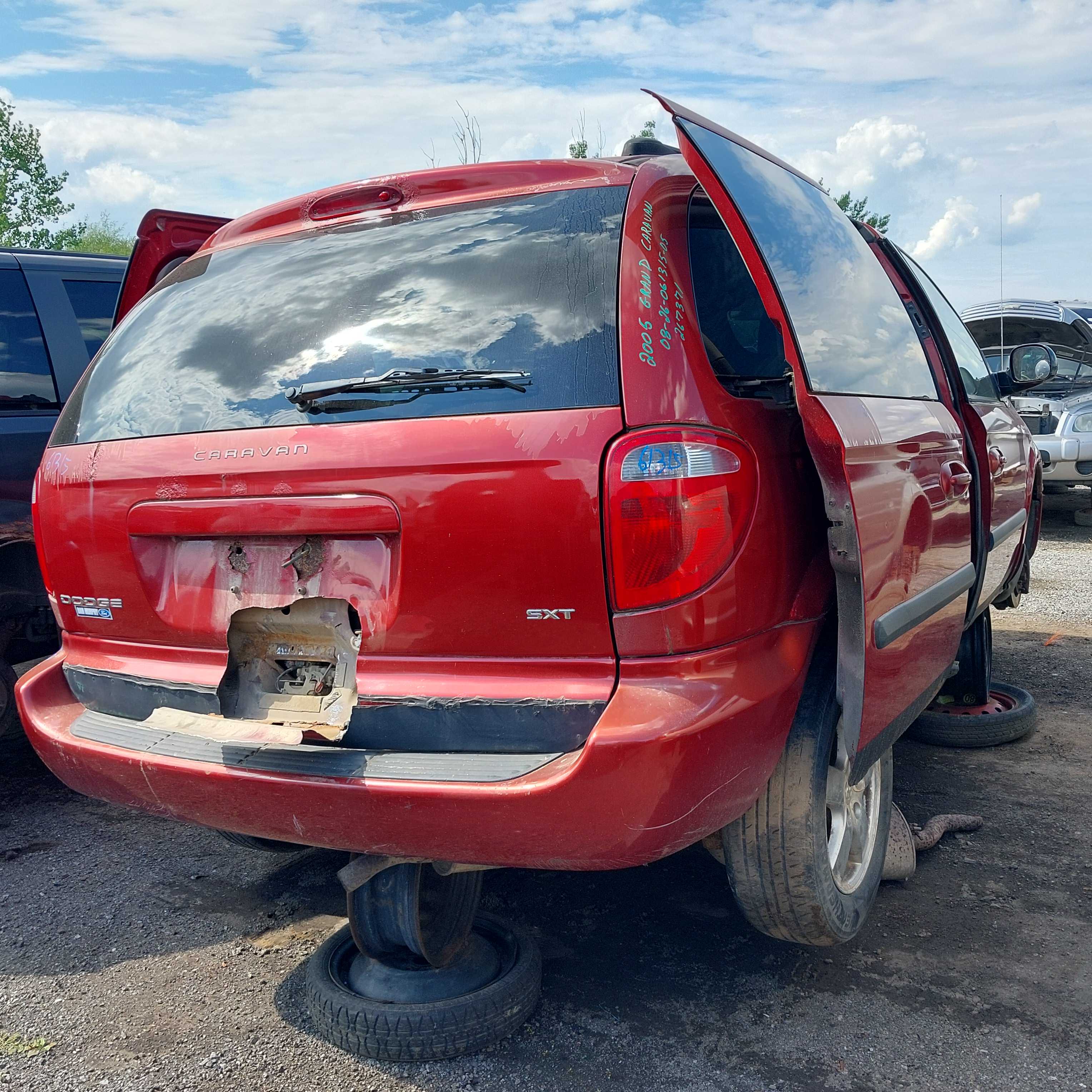 DODGE CARAVAN 2005