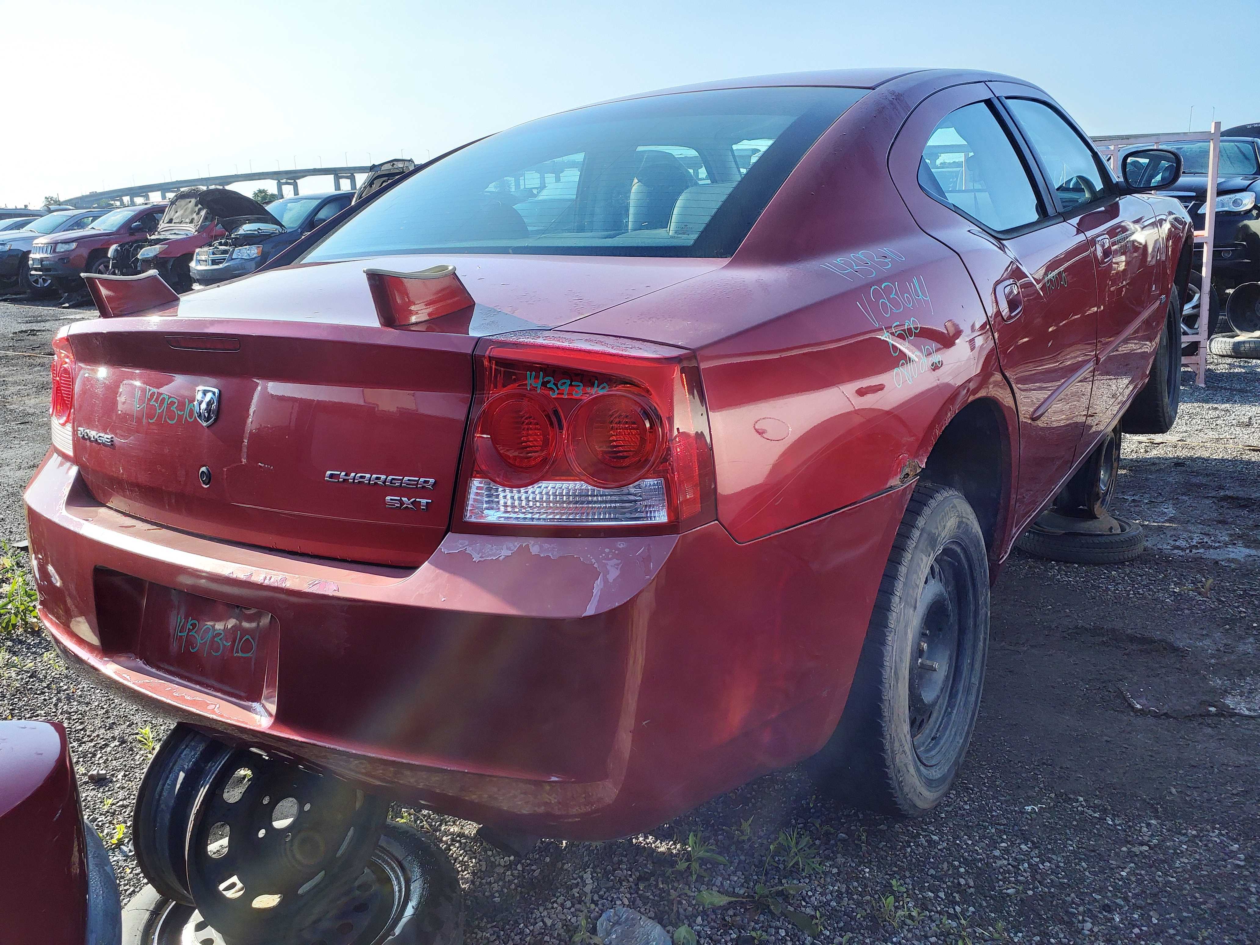 DODGE CHARGER 2010