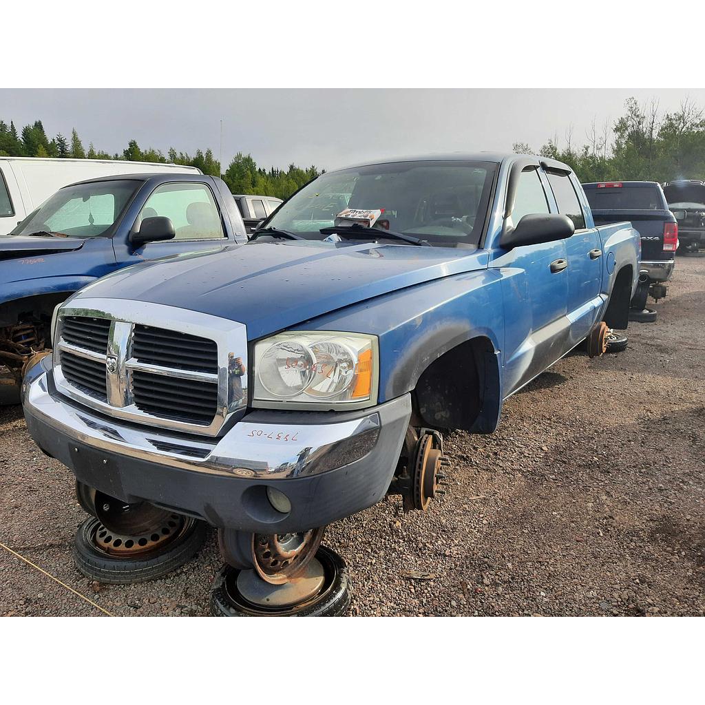 DODGE DAKOTA 2005