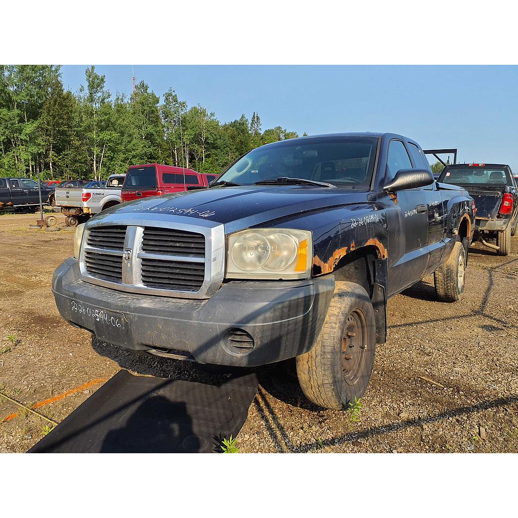 DODGE DAKOTA 2006