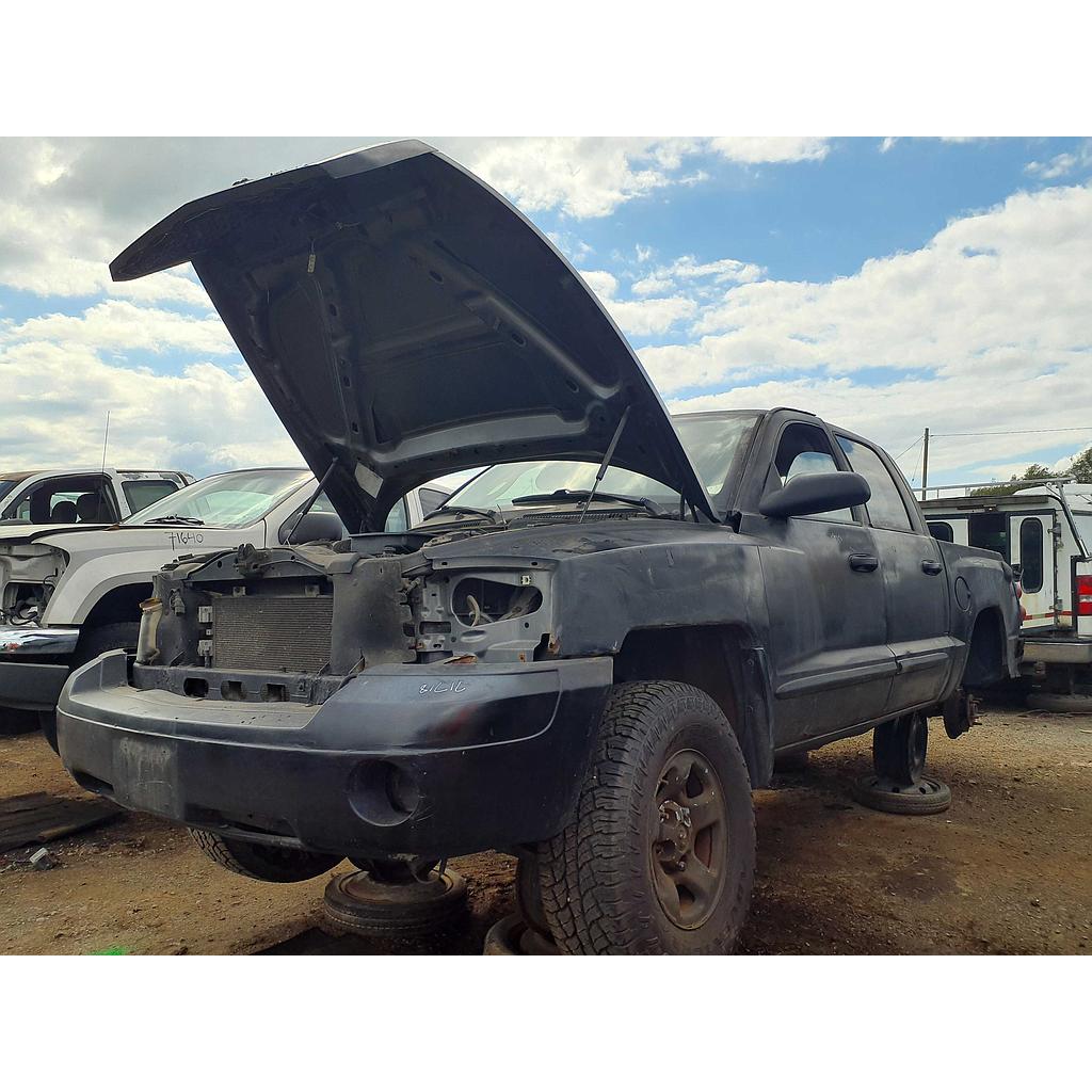 DODGE DAKOTA 2006