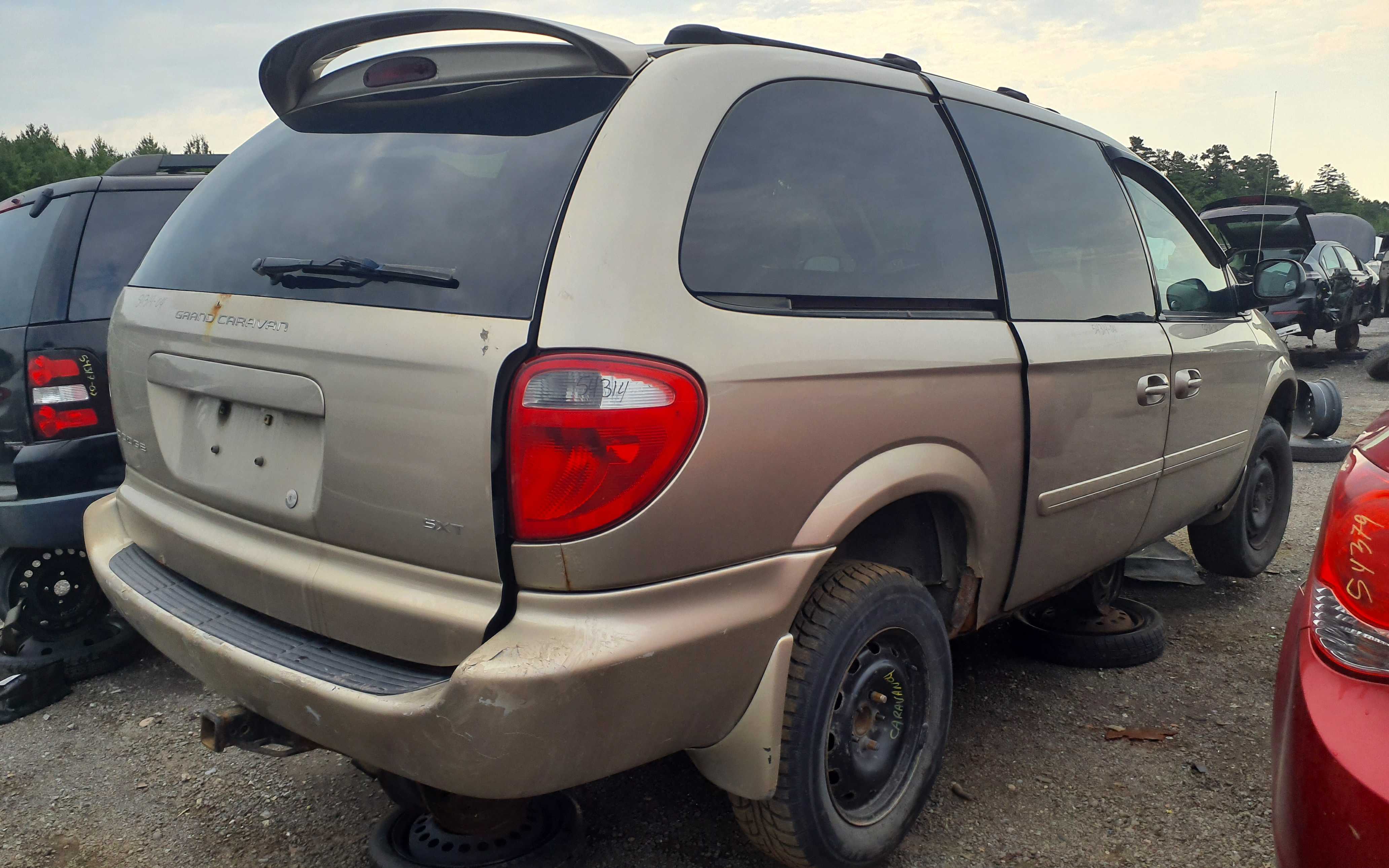 DODGE GRAND CARAVAN 2004