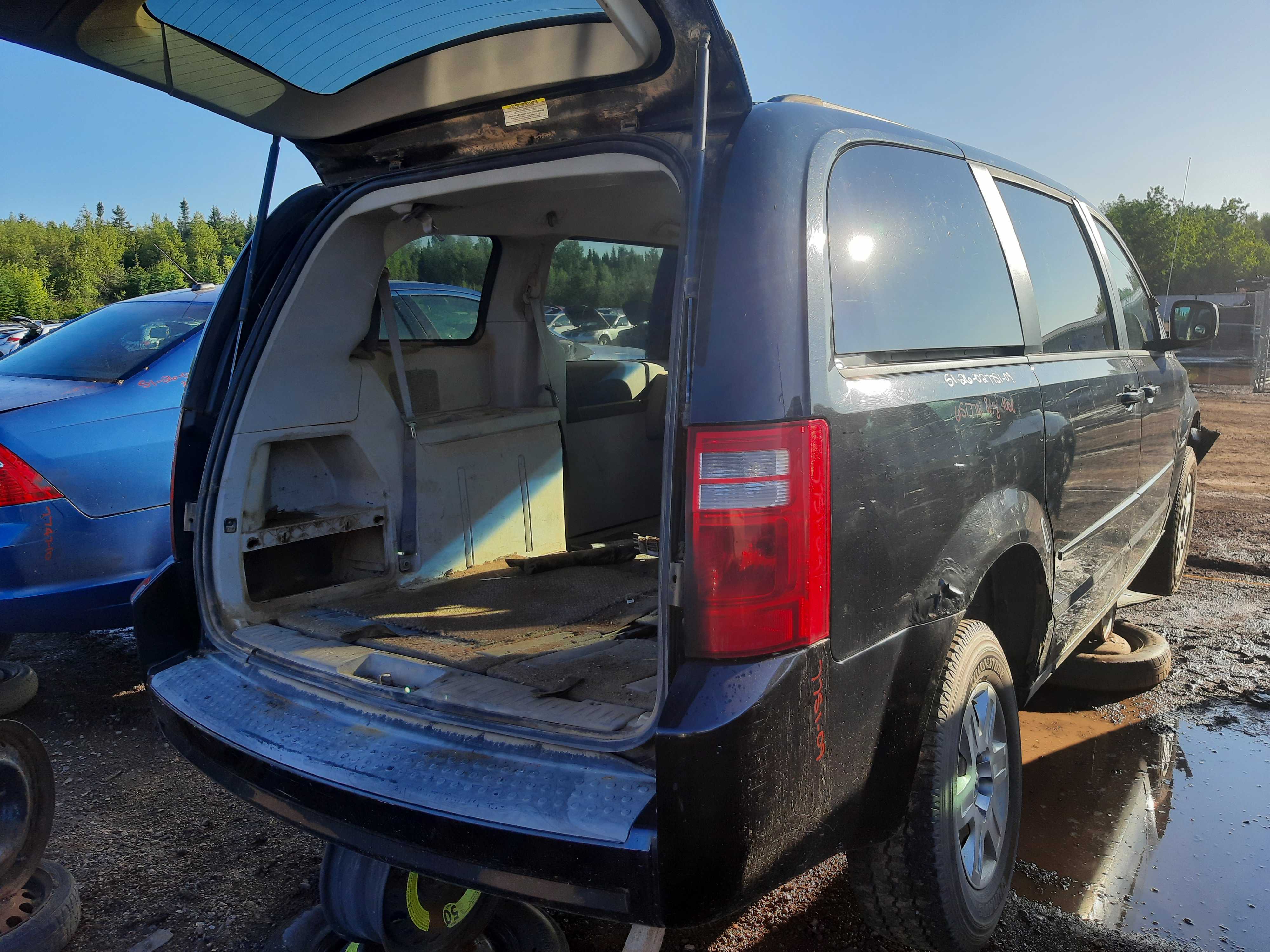 DODGE GRAND CARAVAN 2009