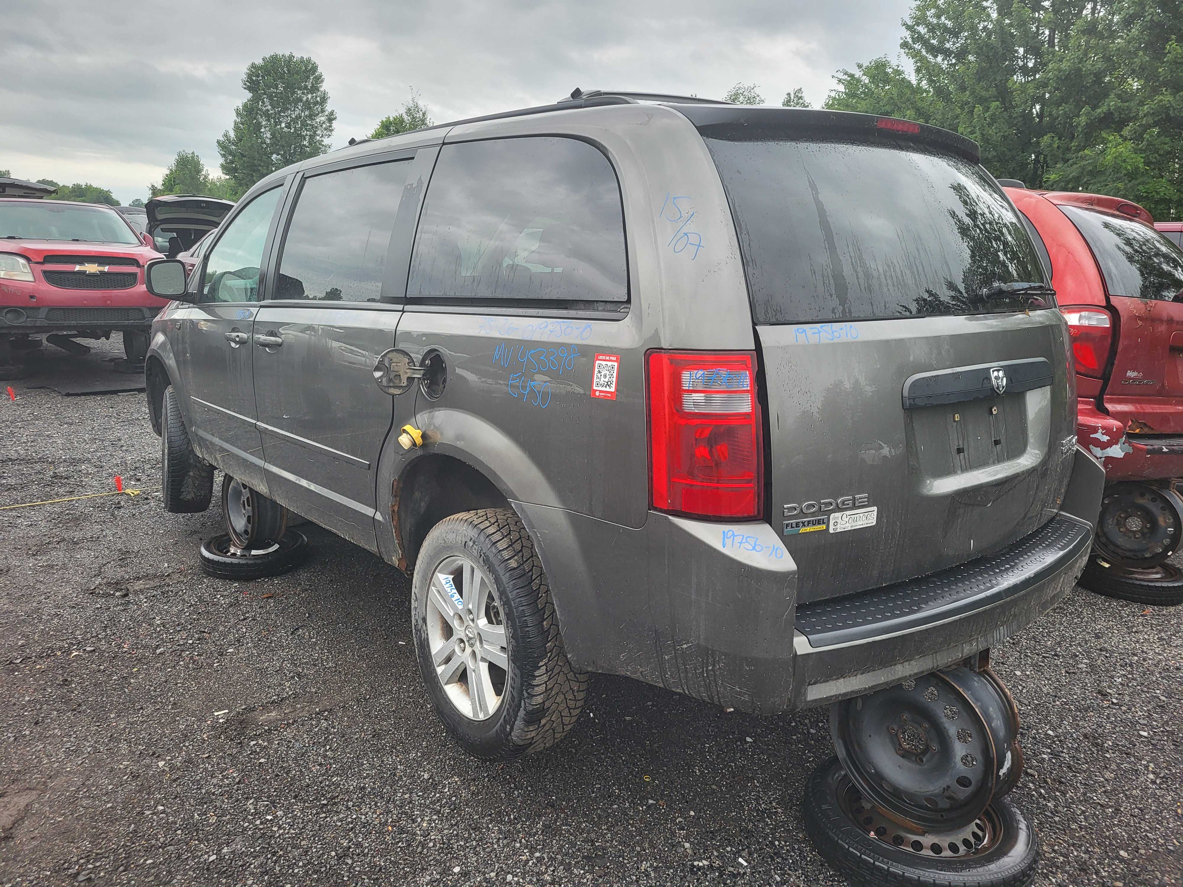DODGE GRAND CARAVAN 2010