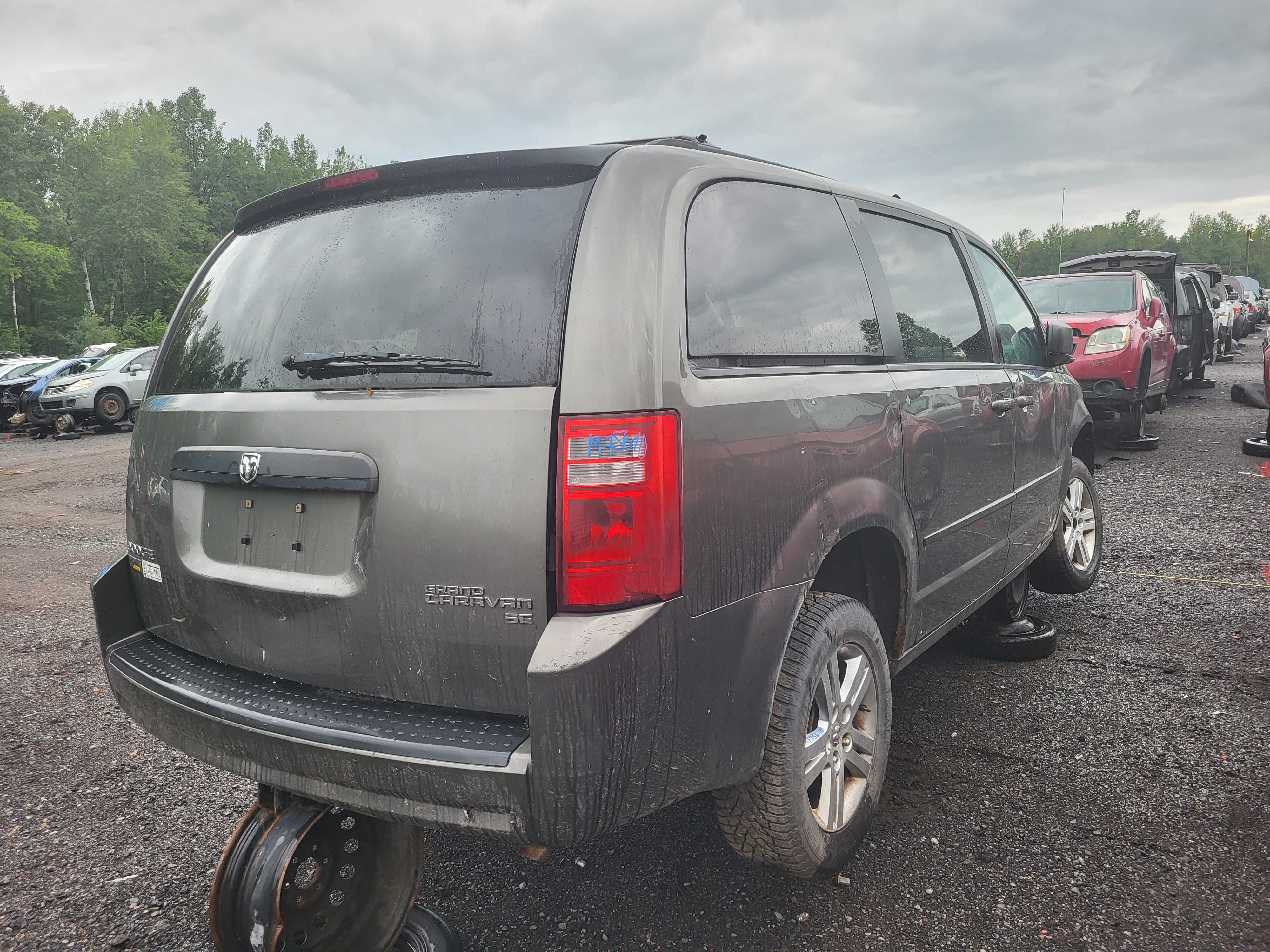 DODGE GRAND CARAVAN 2010