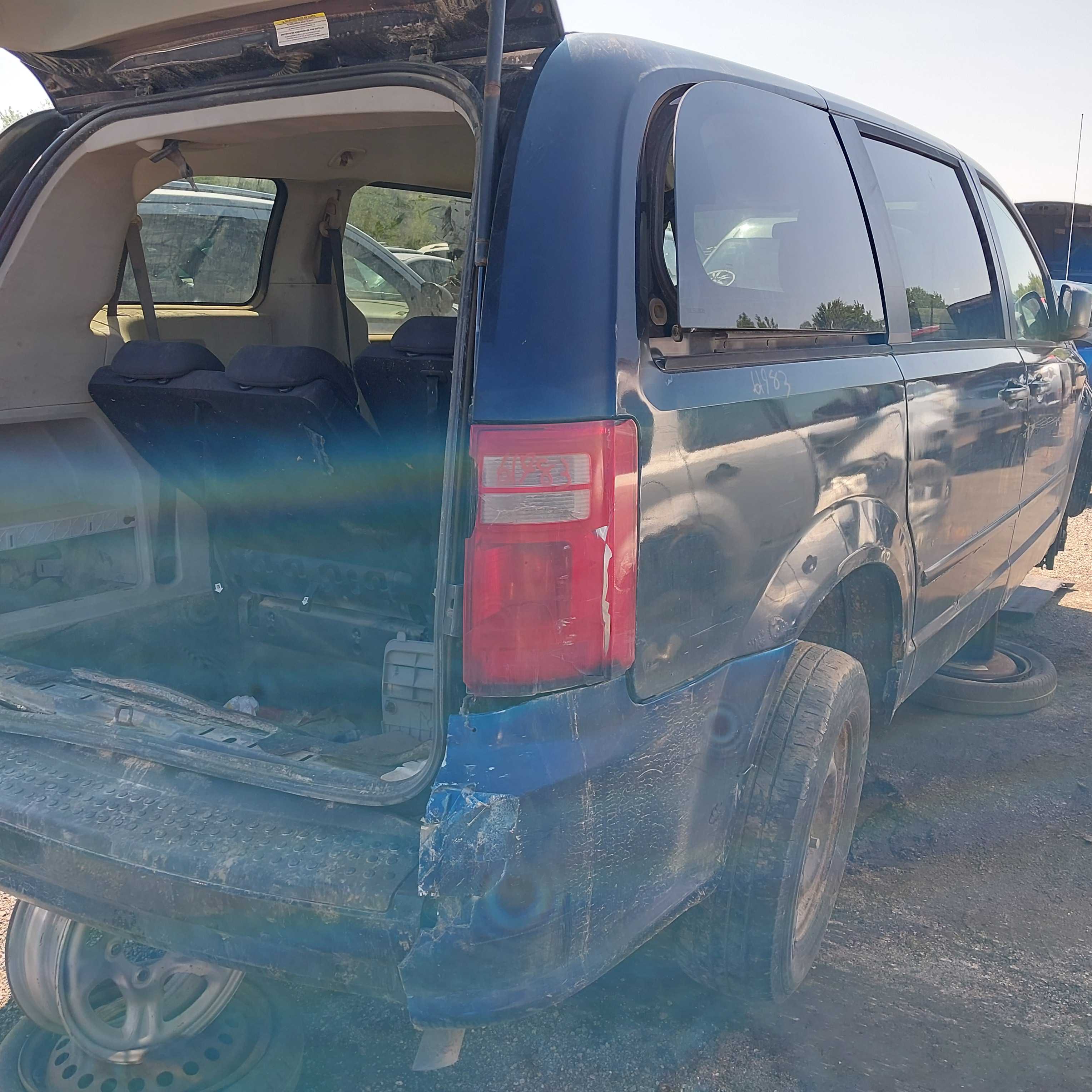 DODGE GRAND CARAVAN 2010