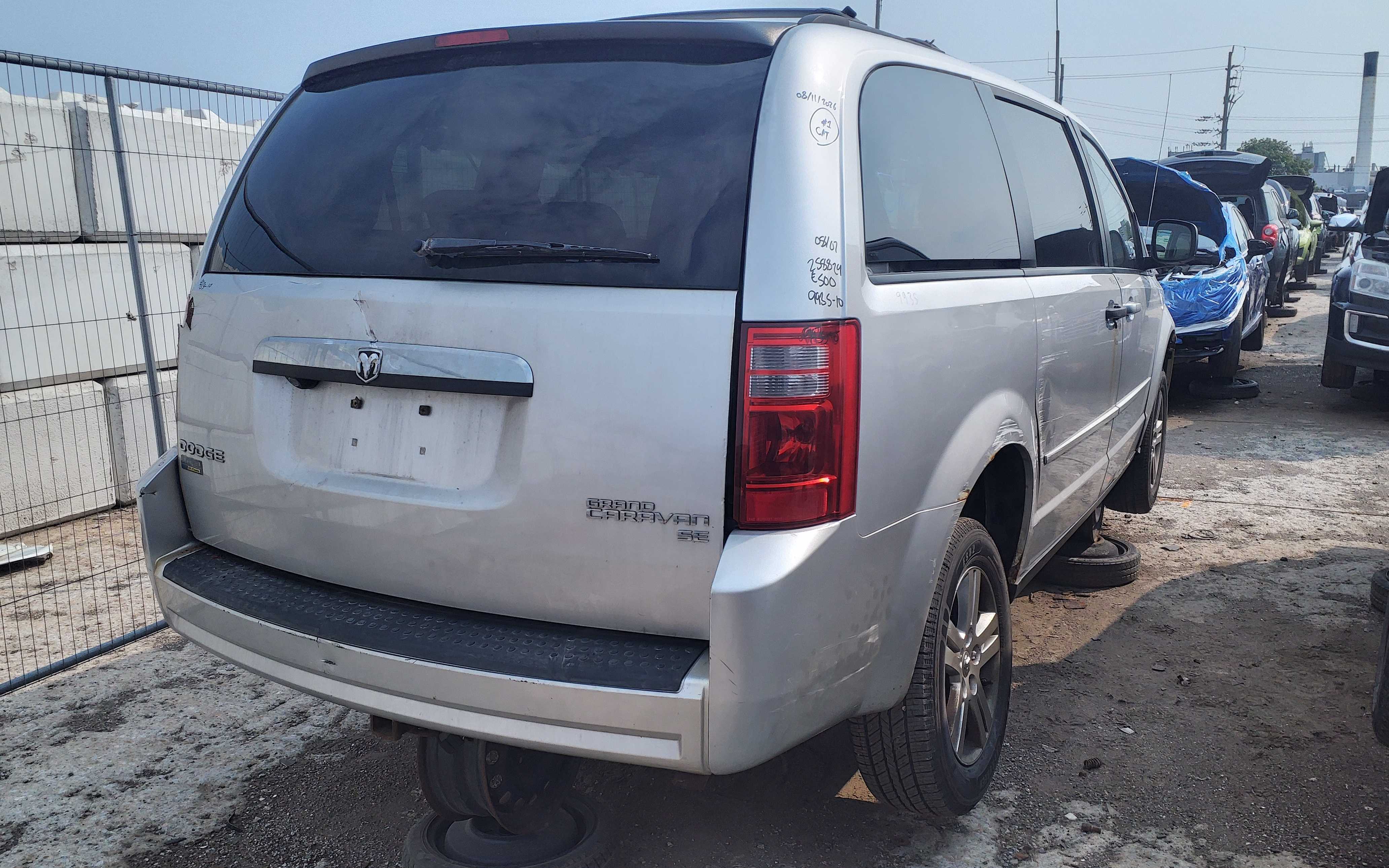 DODGE GRAND CARAVAN 2010