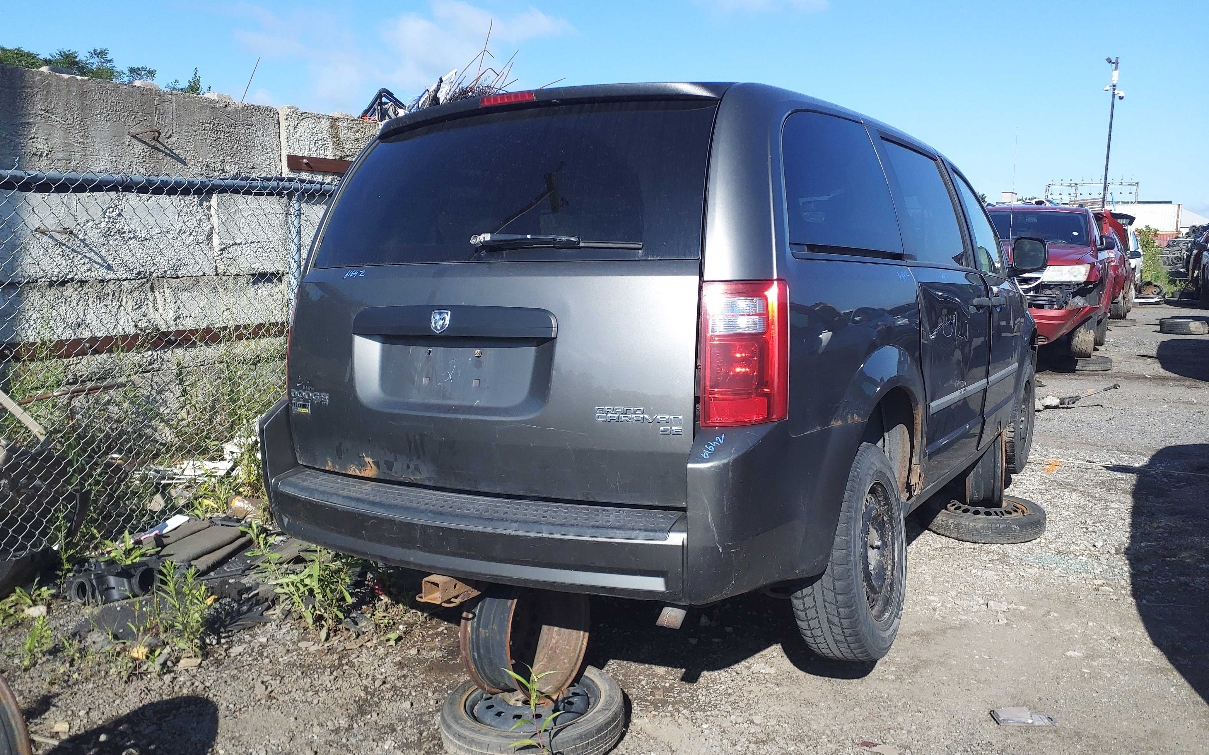 DODGE GRAND CARAVAN 2010