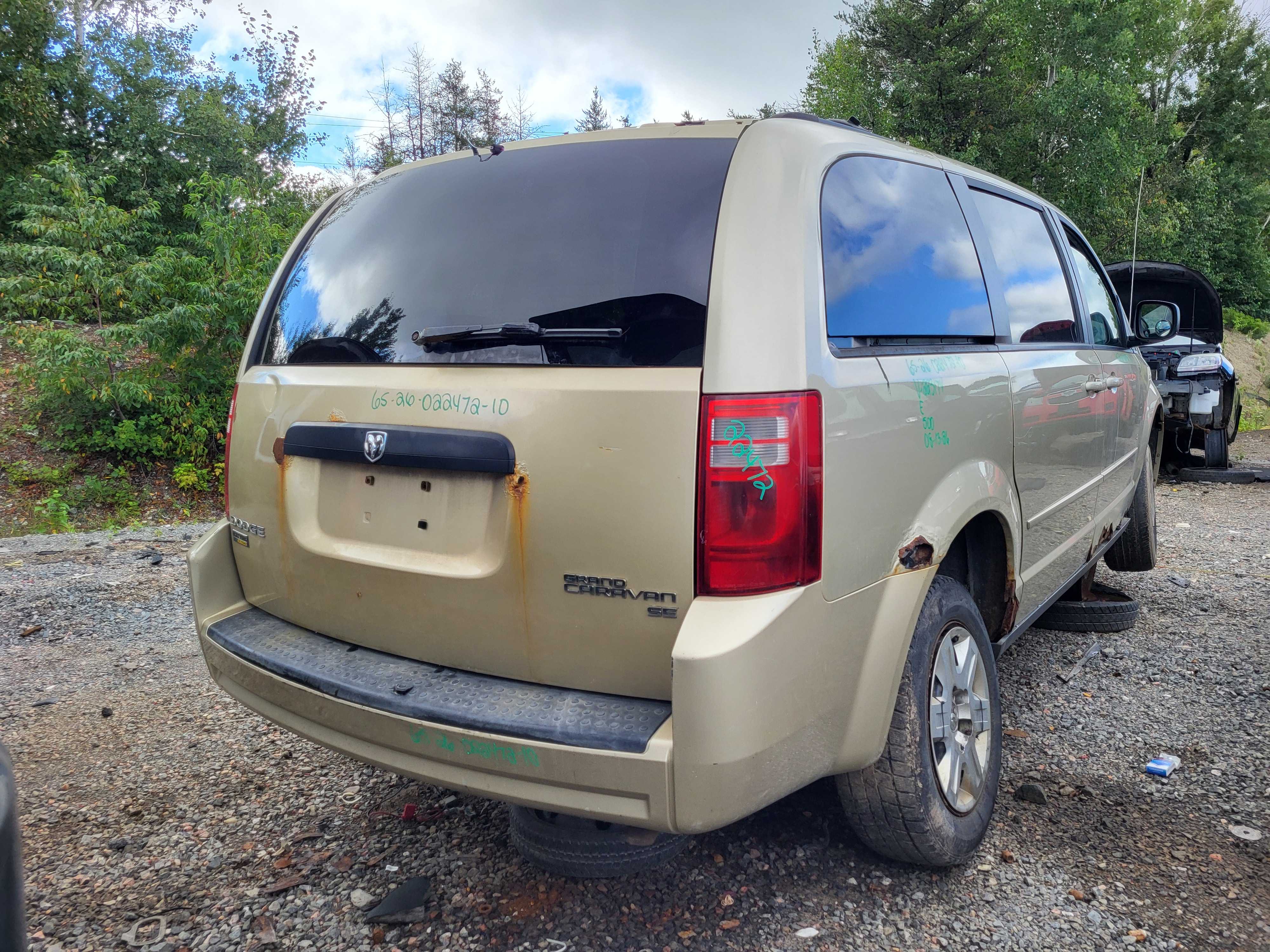 DODGE GRAND CARAVAN 2010