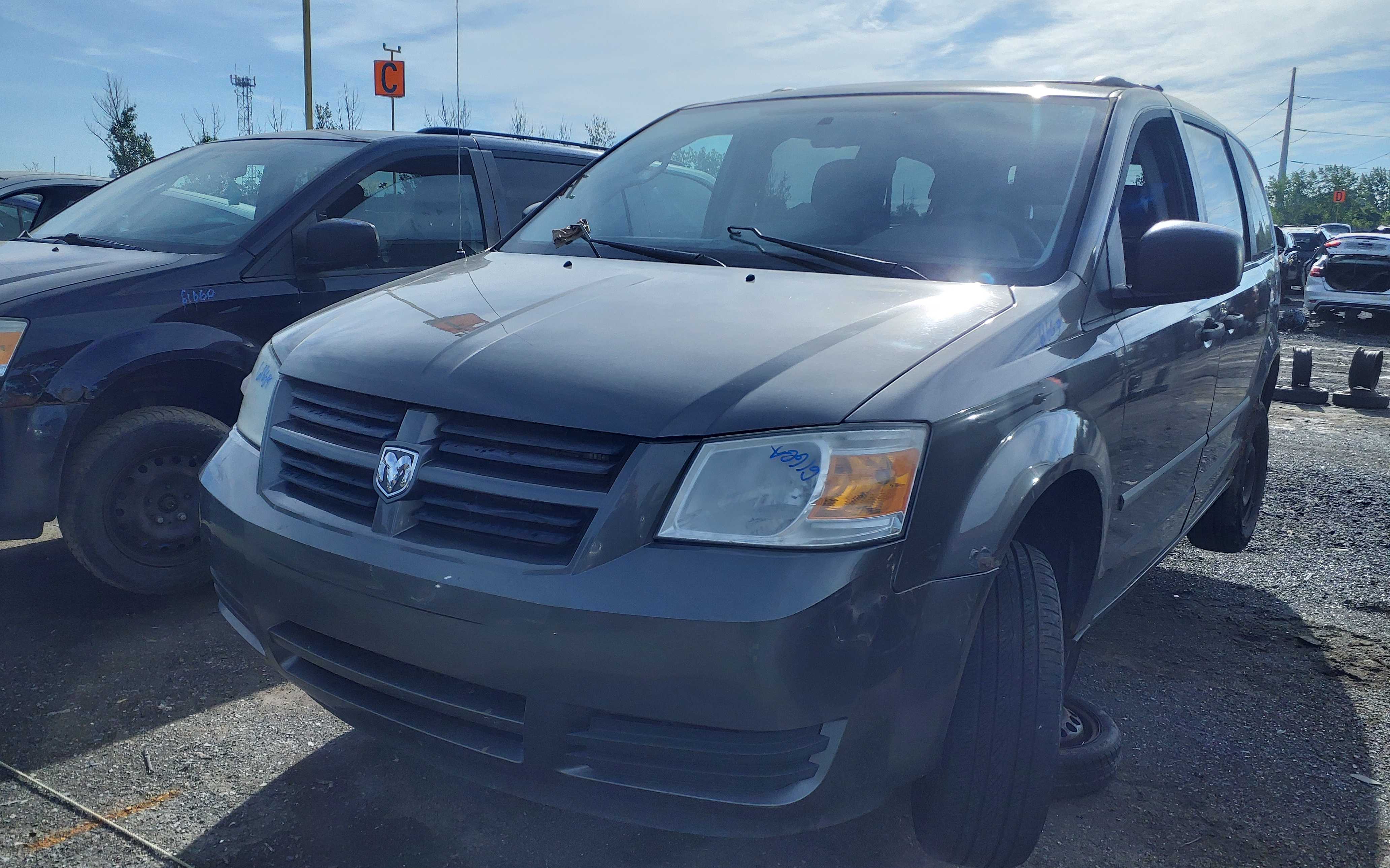 DODGE GRAND CARAVAN 2010