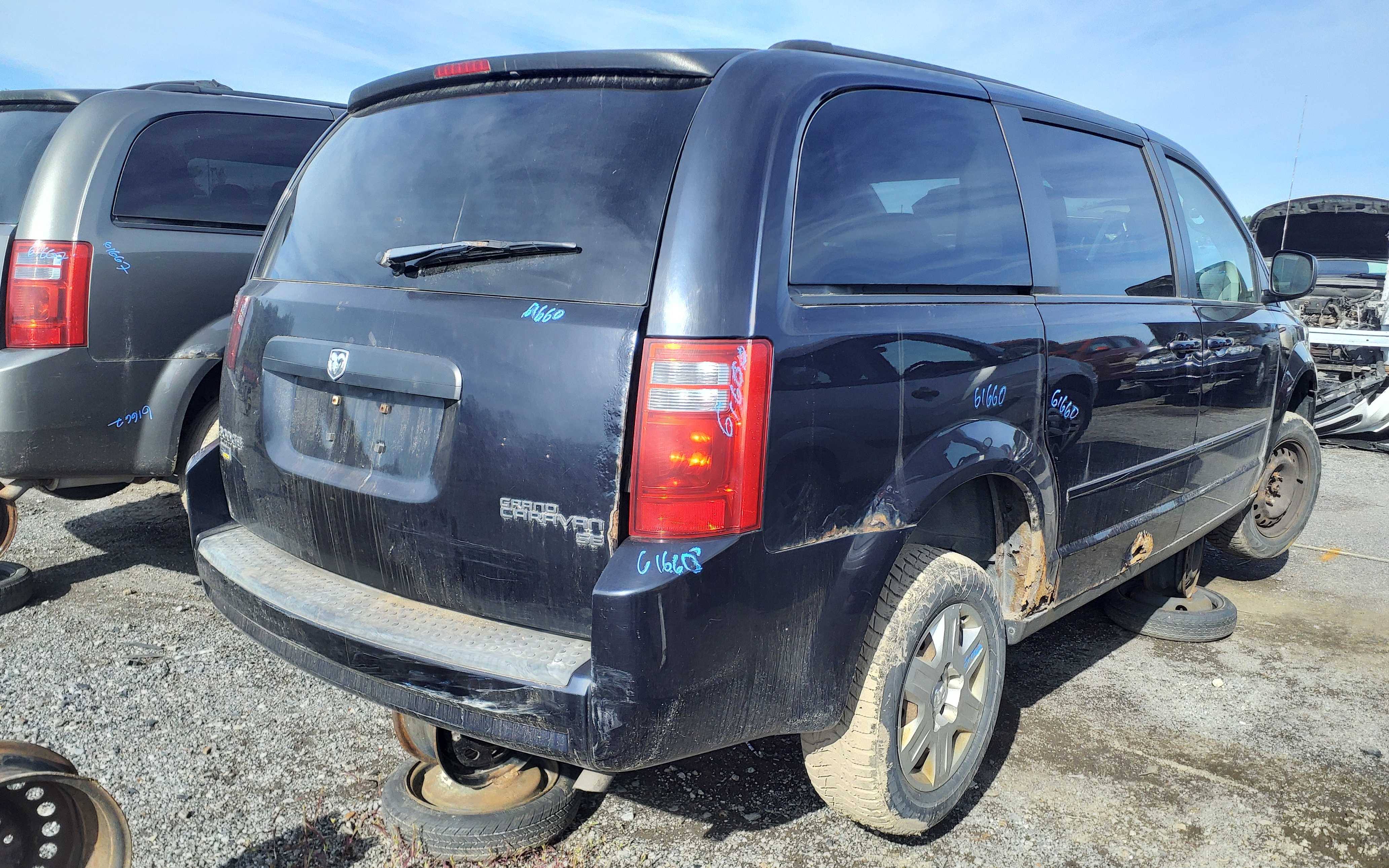 DODGE GRAND CARAVAN 2010