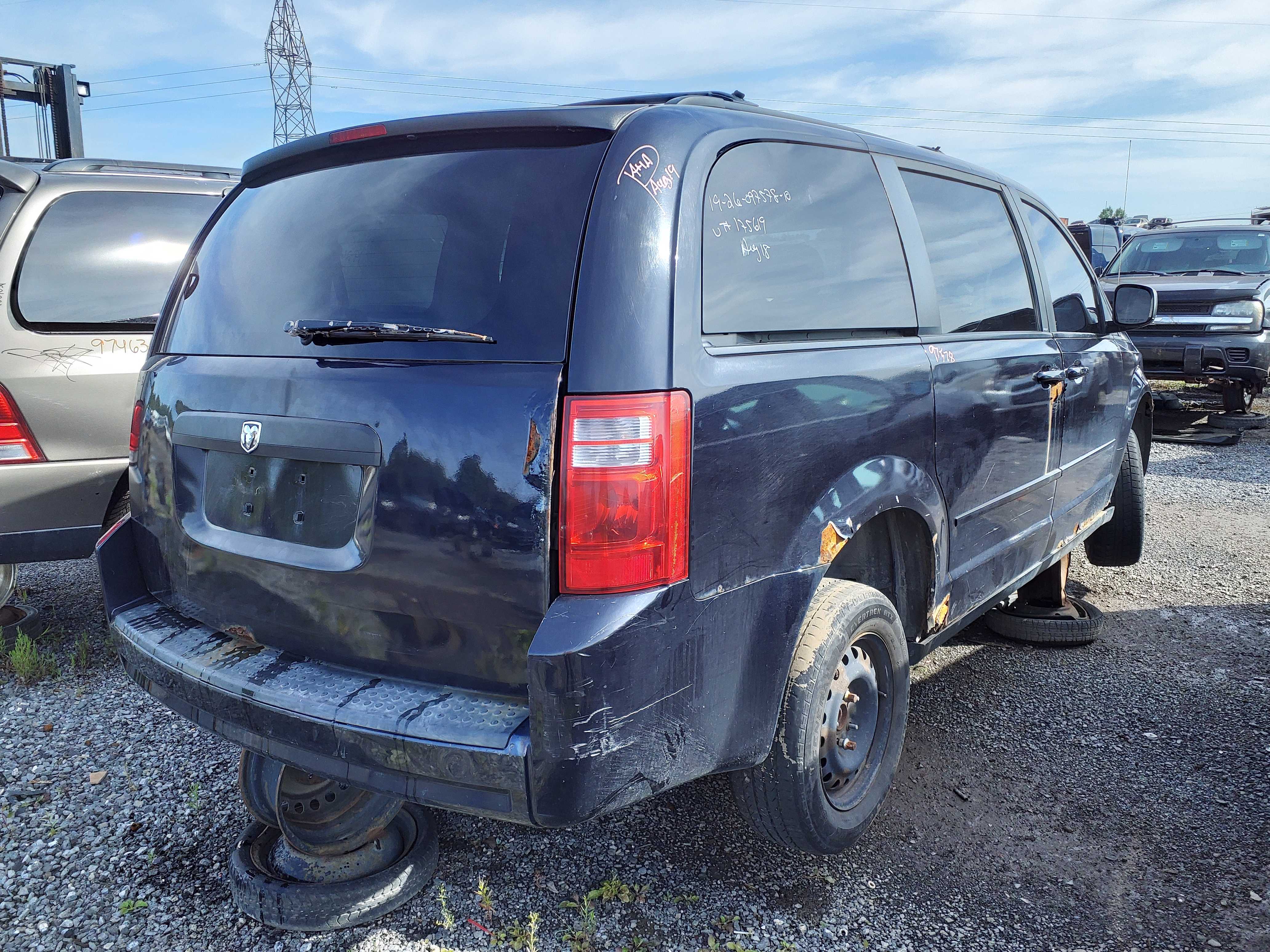 DODGE GRAND CARAVAN 2010
