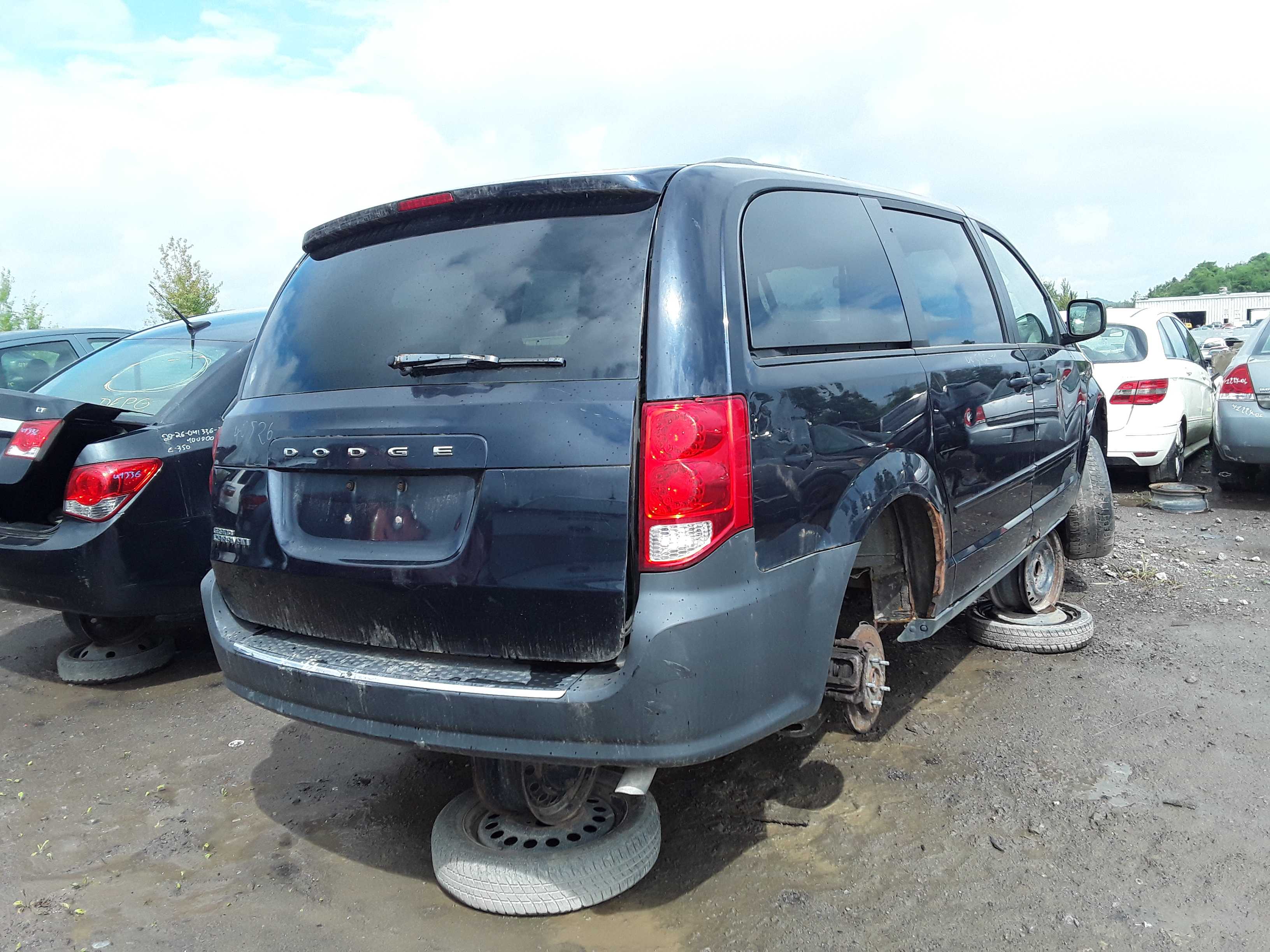 DODGE GRAND CARAVAN 2011