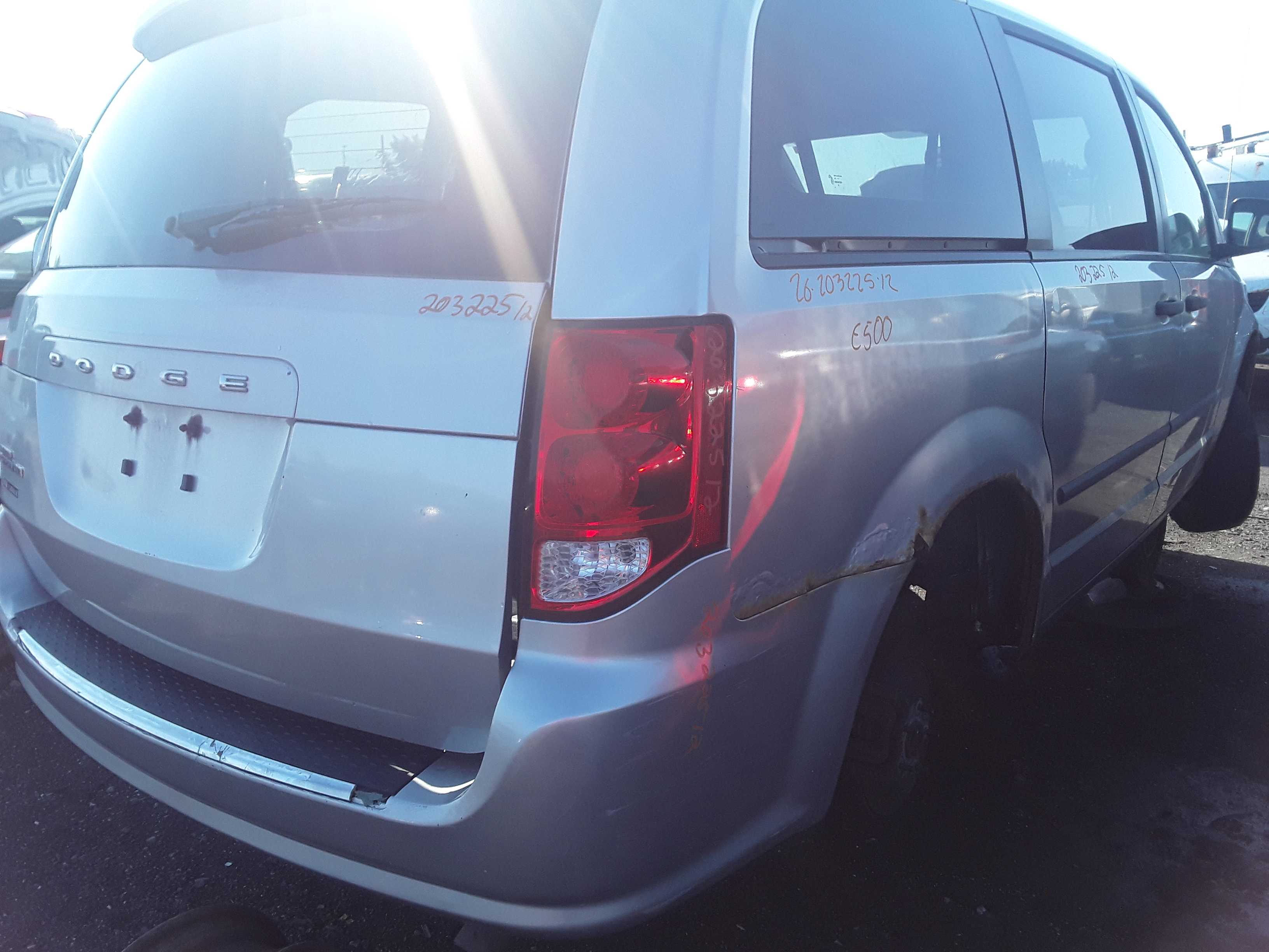 DODGE GRAND CARAVAN 2012