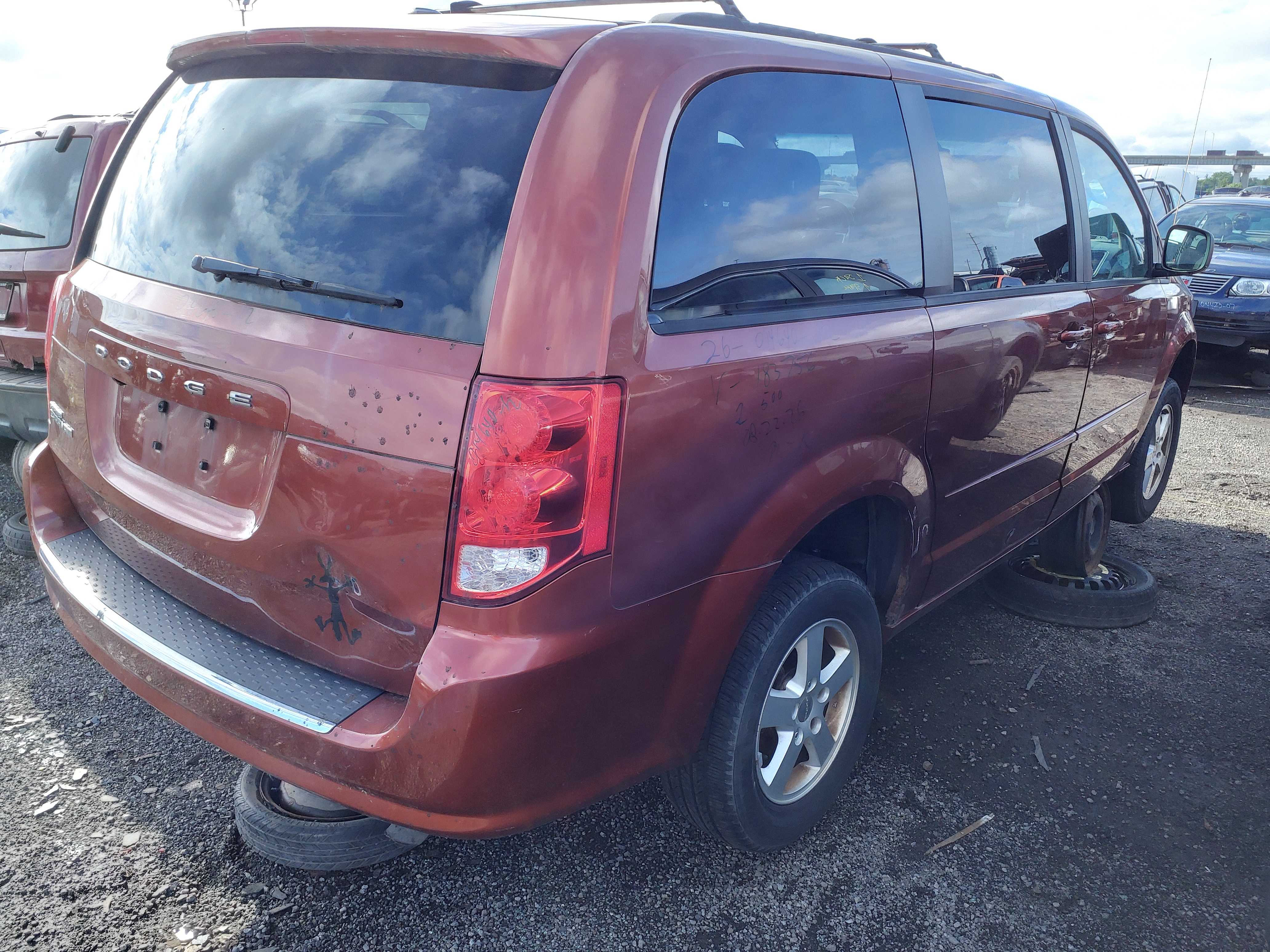 DODGE GRAND CARAVAN 2012