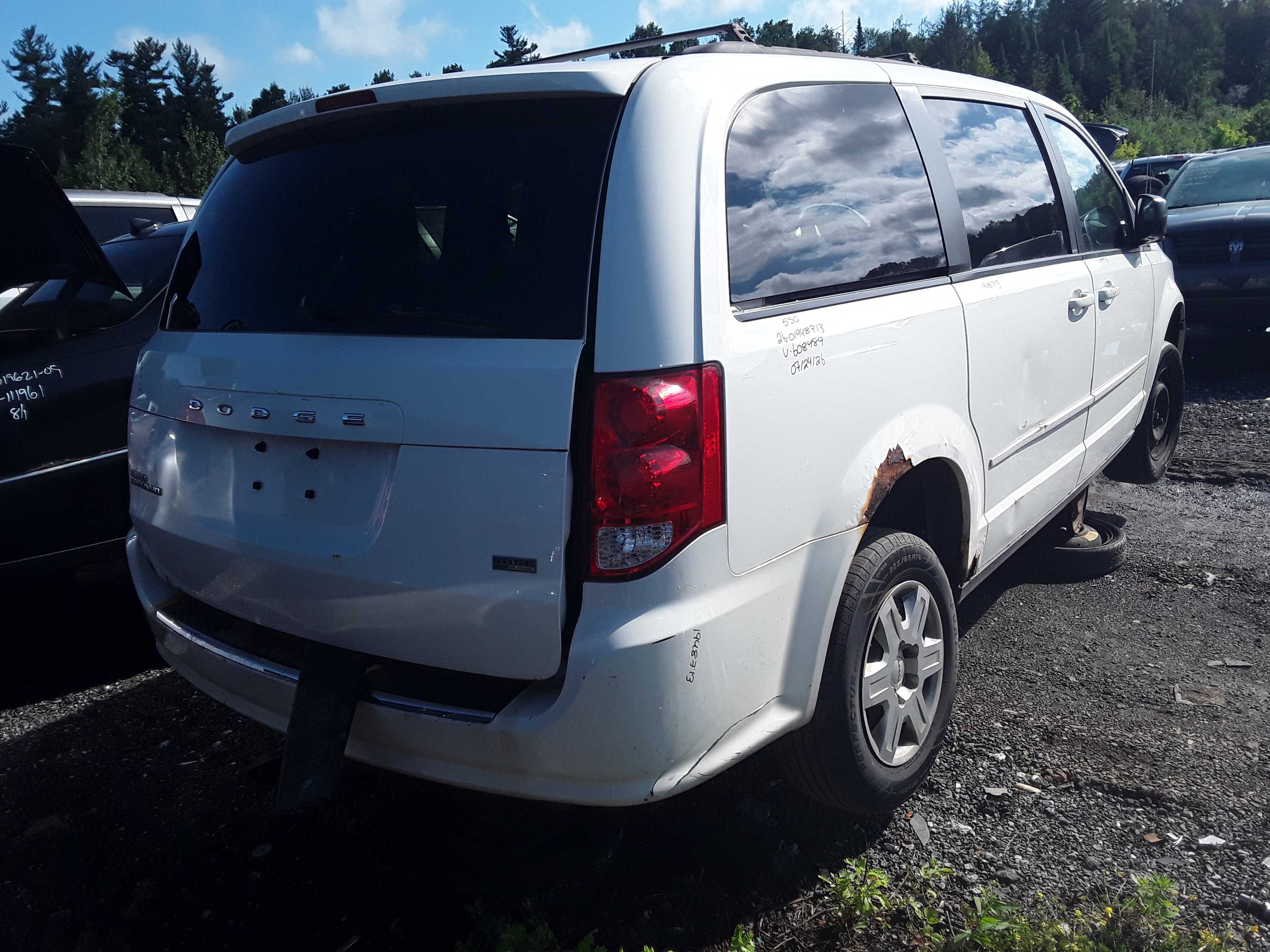 DODGE GRAND CARAVAN 2013