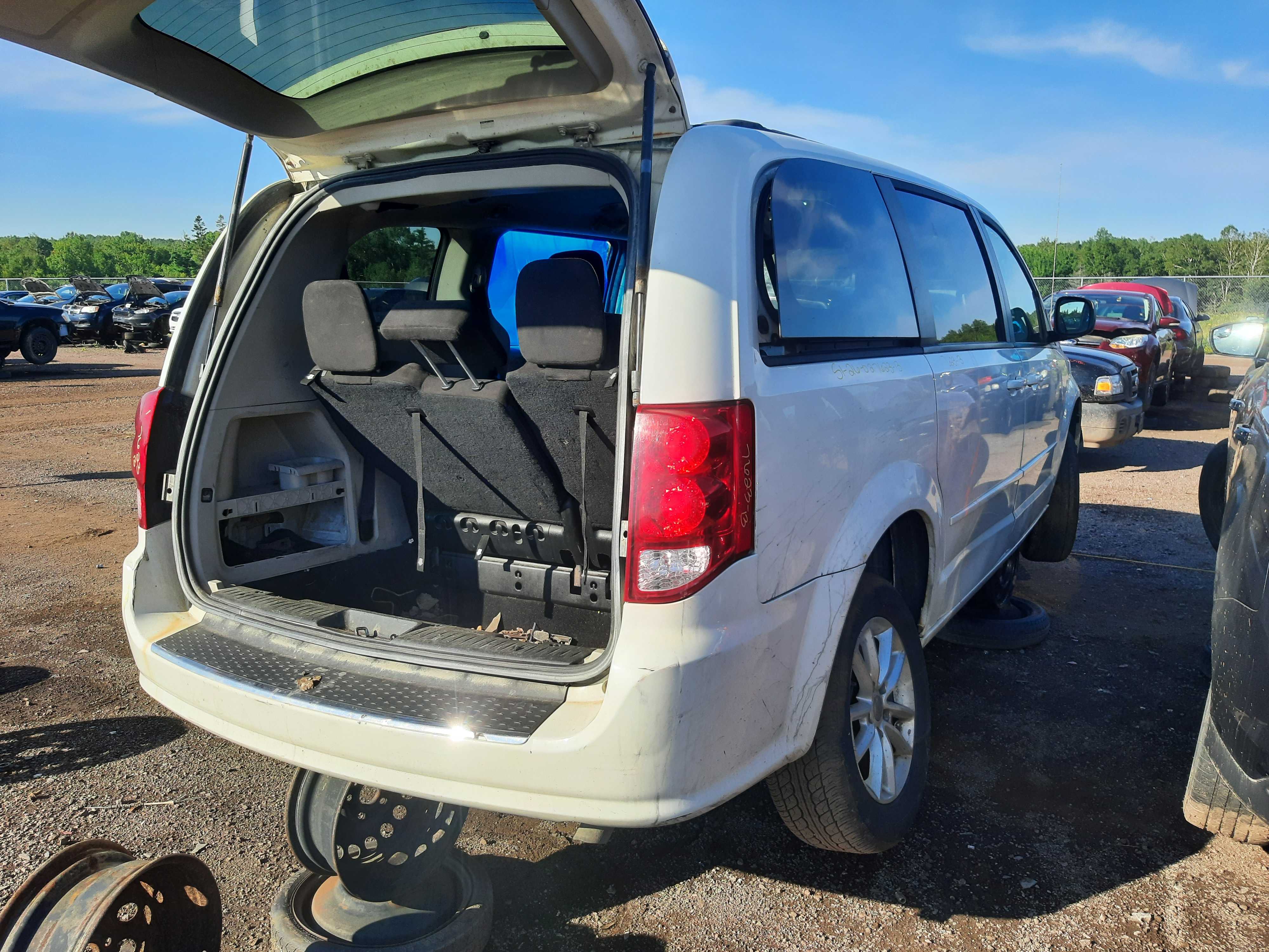 DODGE GRAND CARAVAN 2013