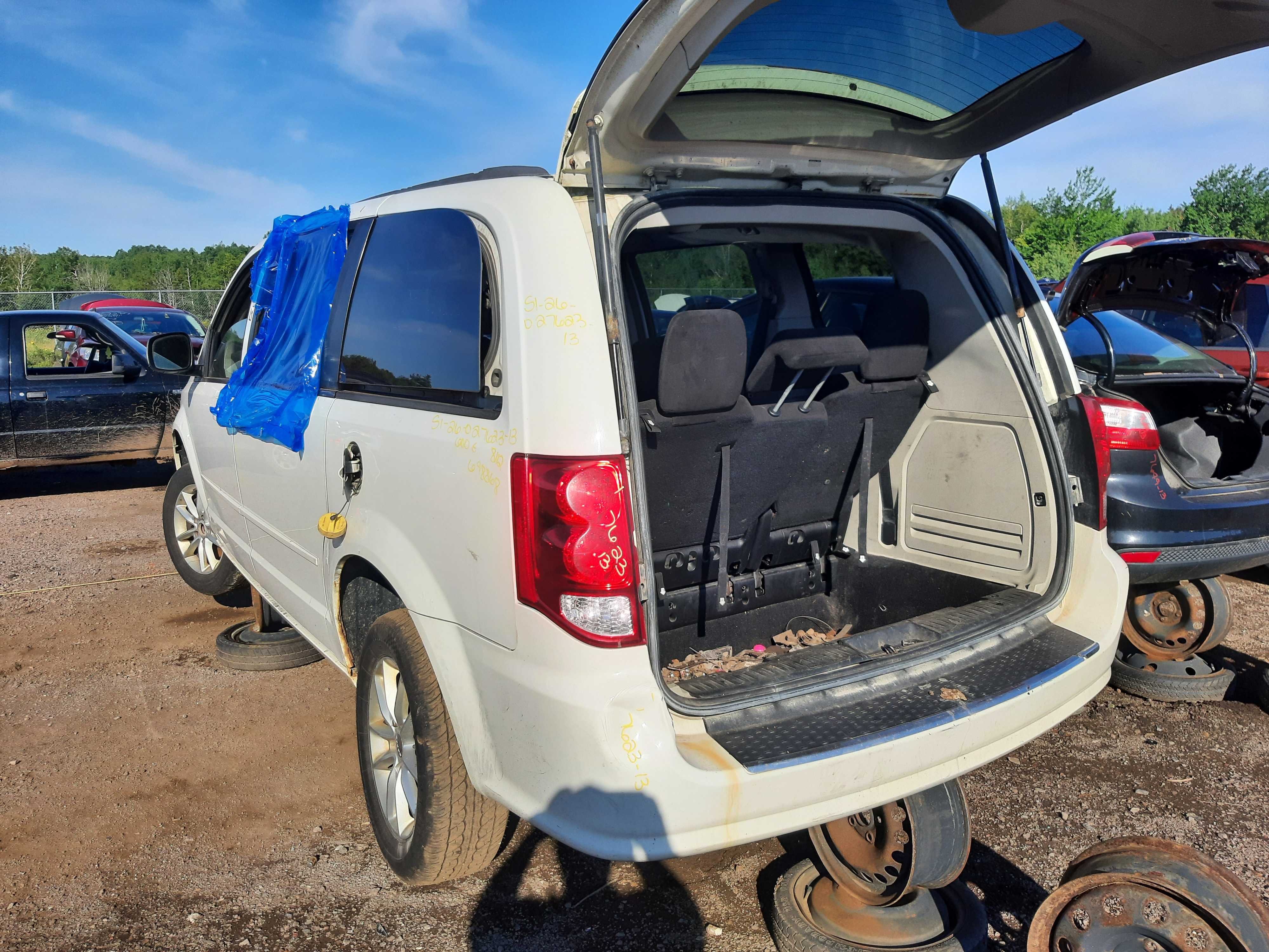 DODGE GRAND CARAVAN 2013