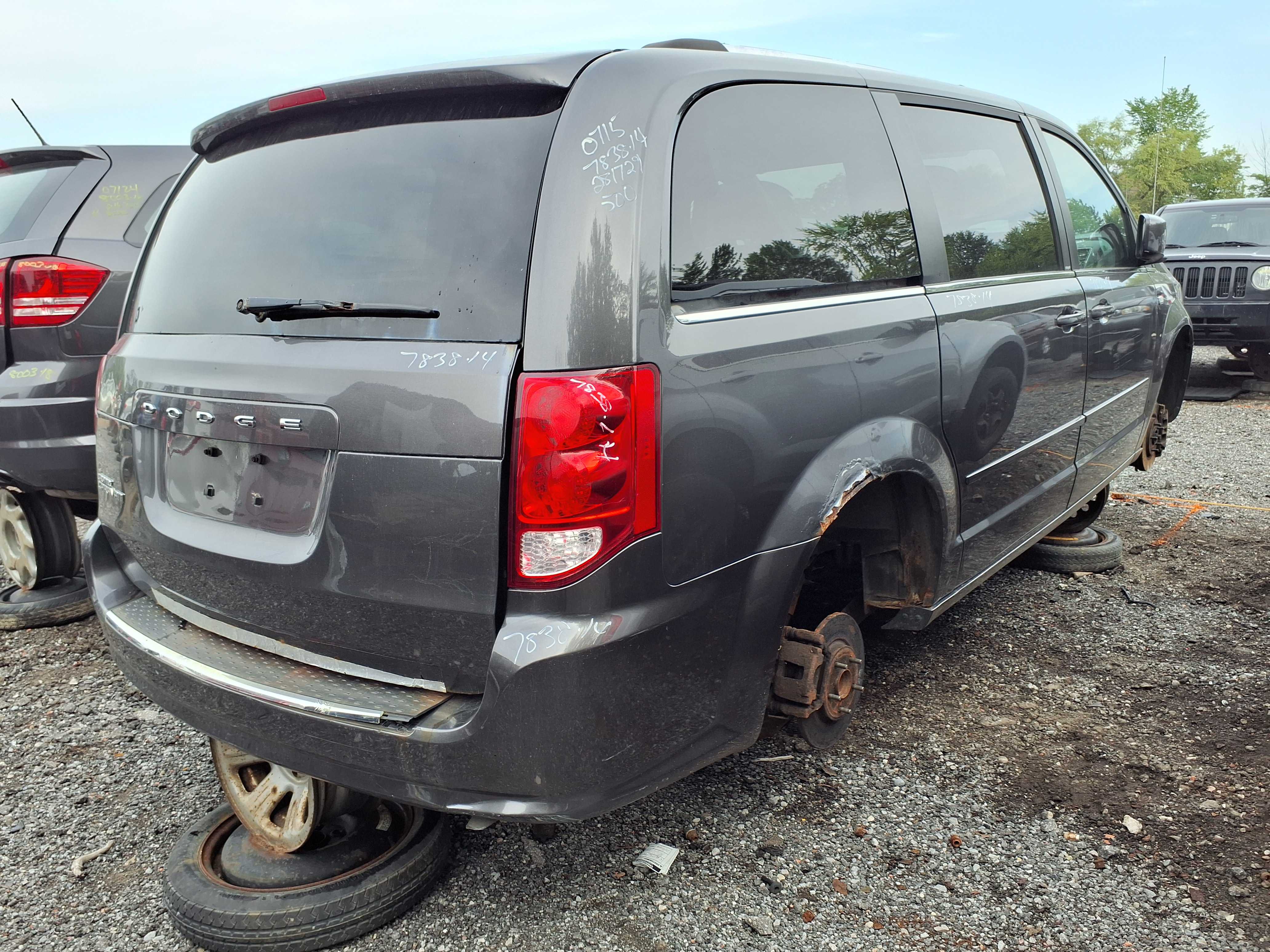 DODGE GRAND CARAVAN 2014