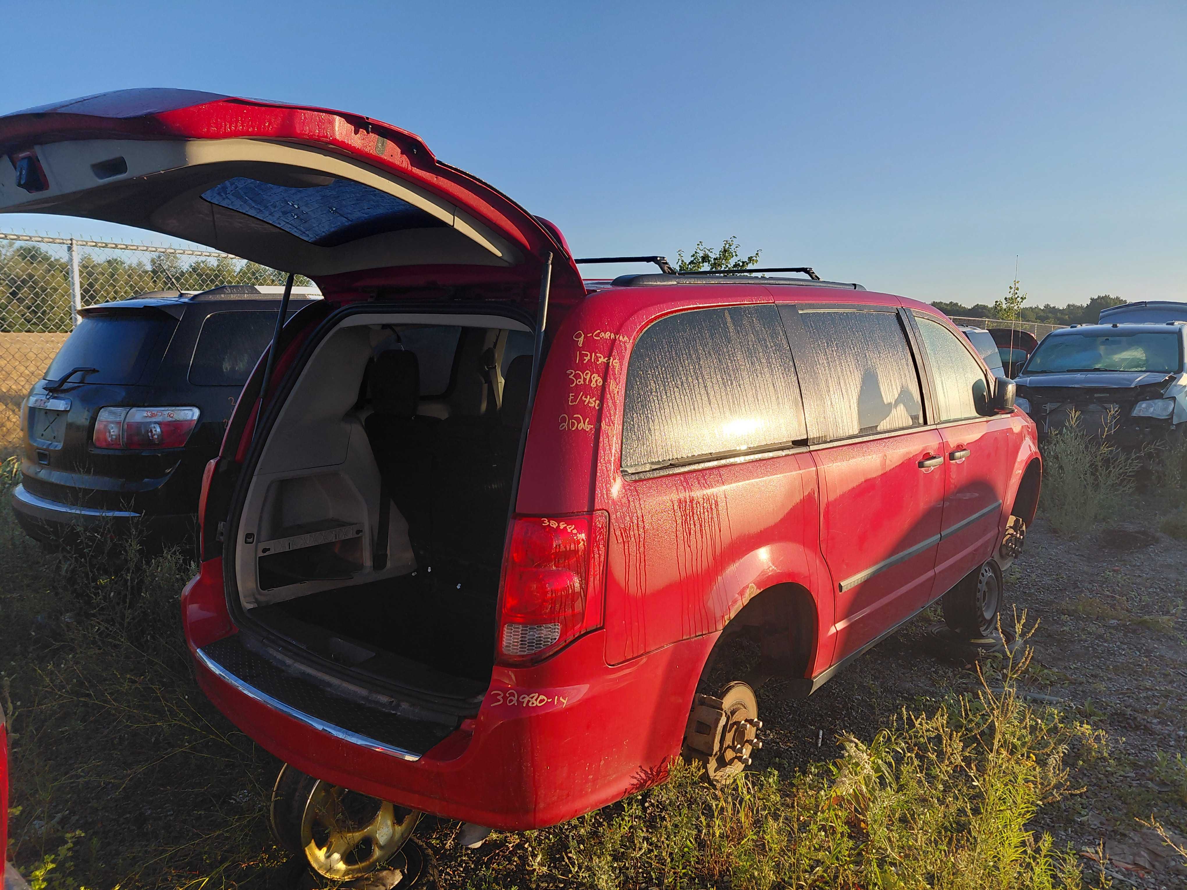 DODGE GRAND CARAVAN 2014