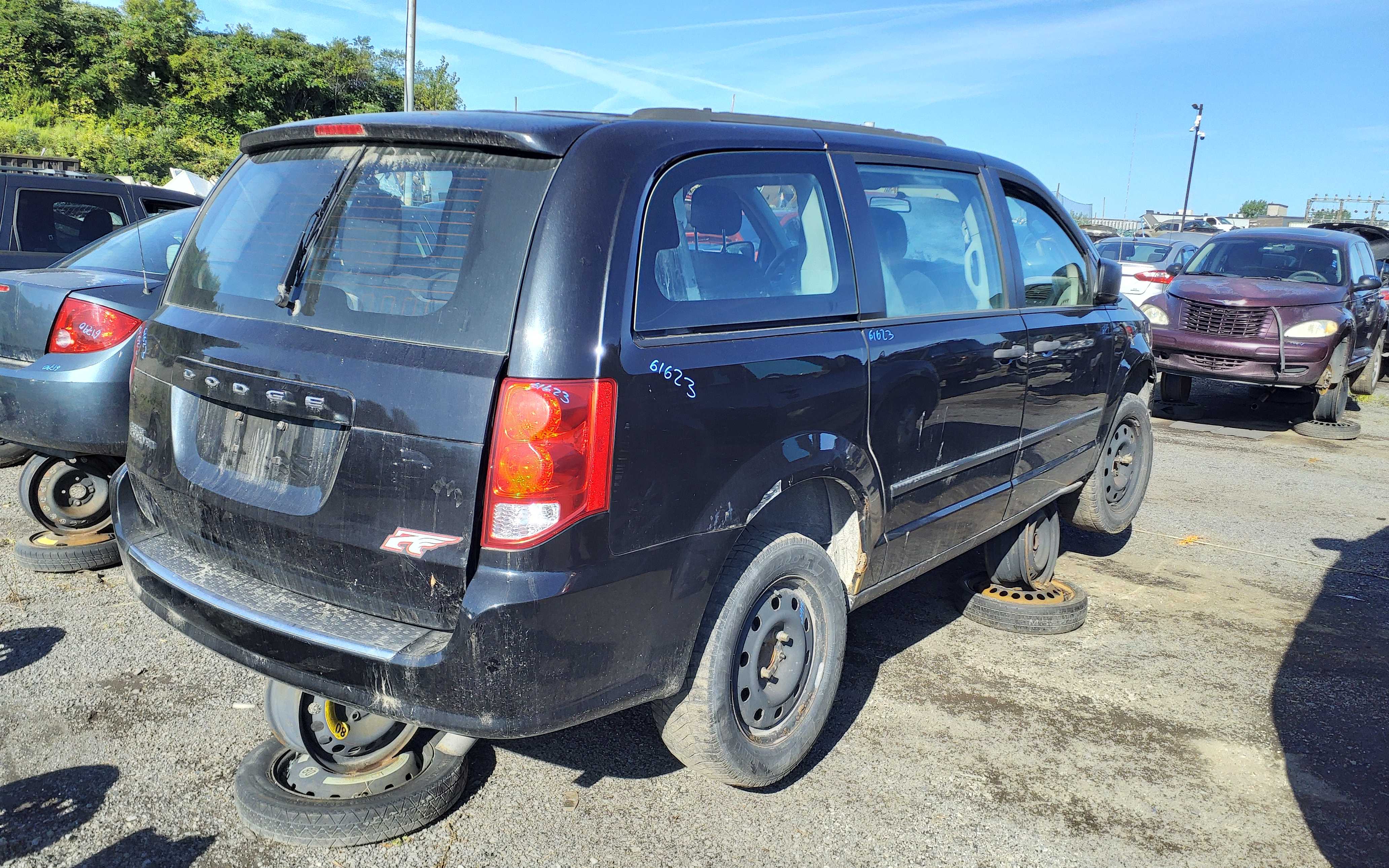 DODGE GRAND CARAVAN 2015