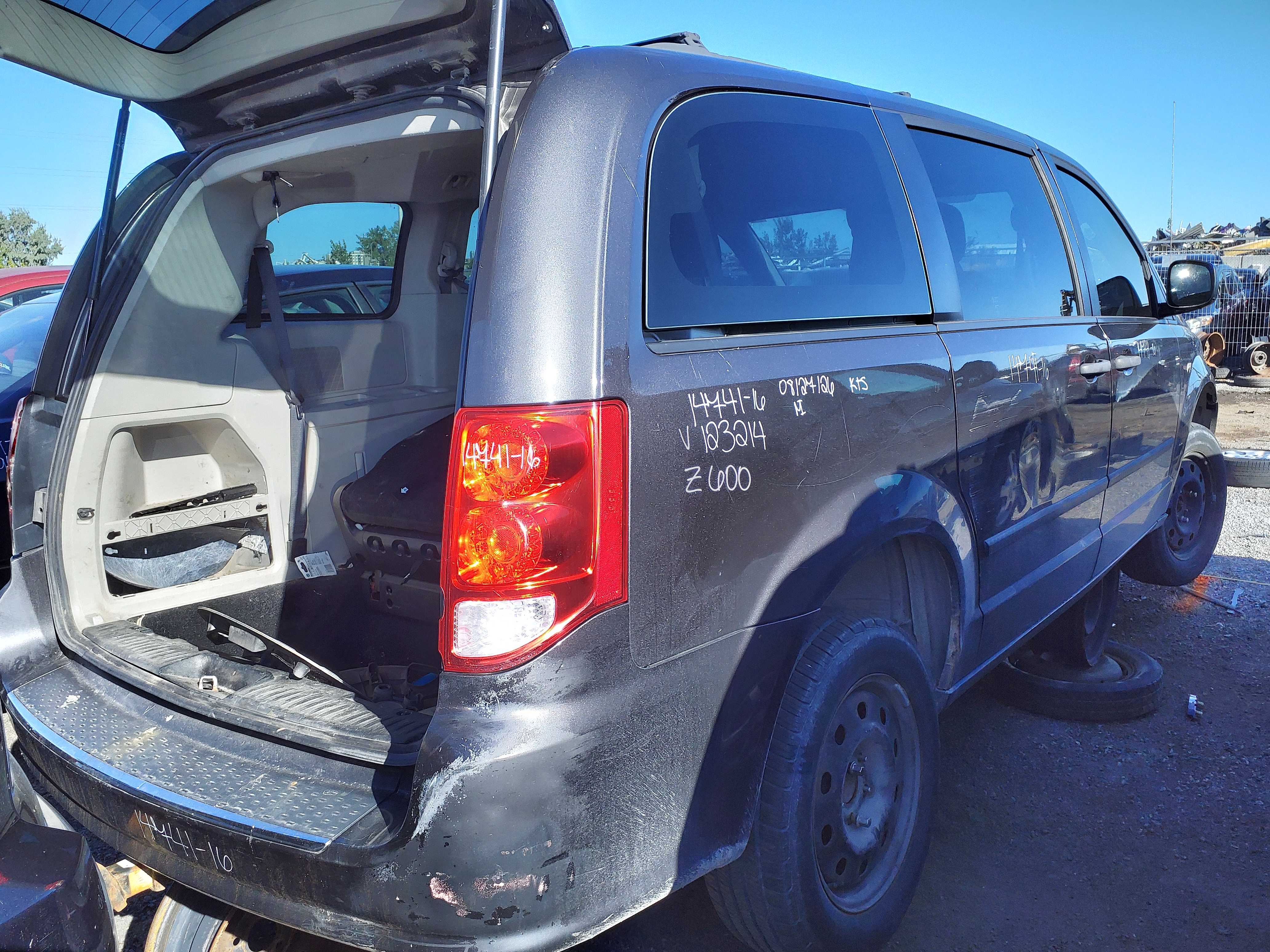 DODGE GRAND CARAVAN 2016