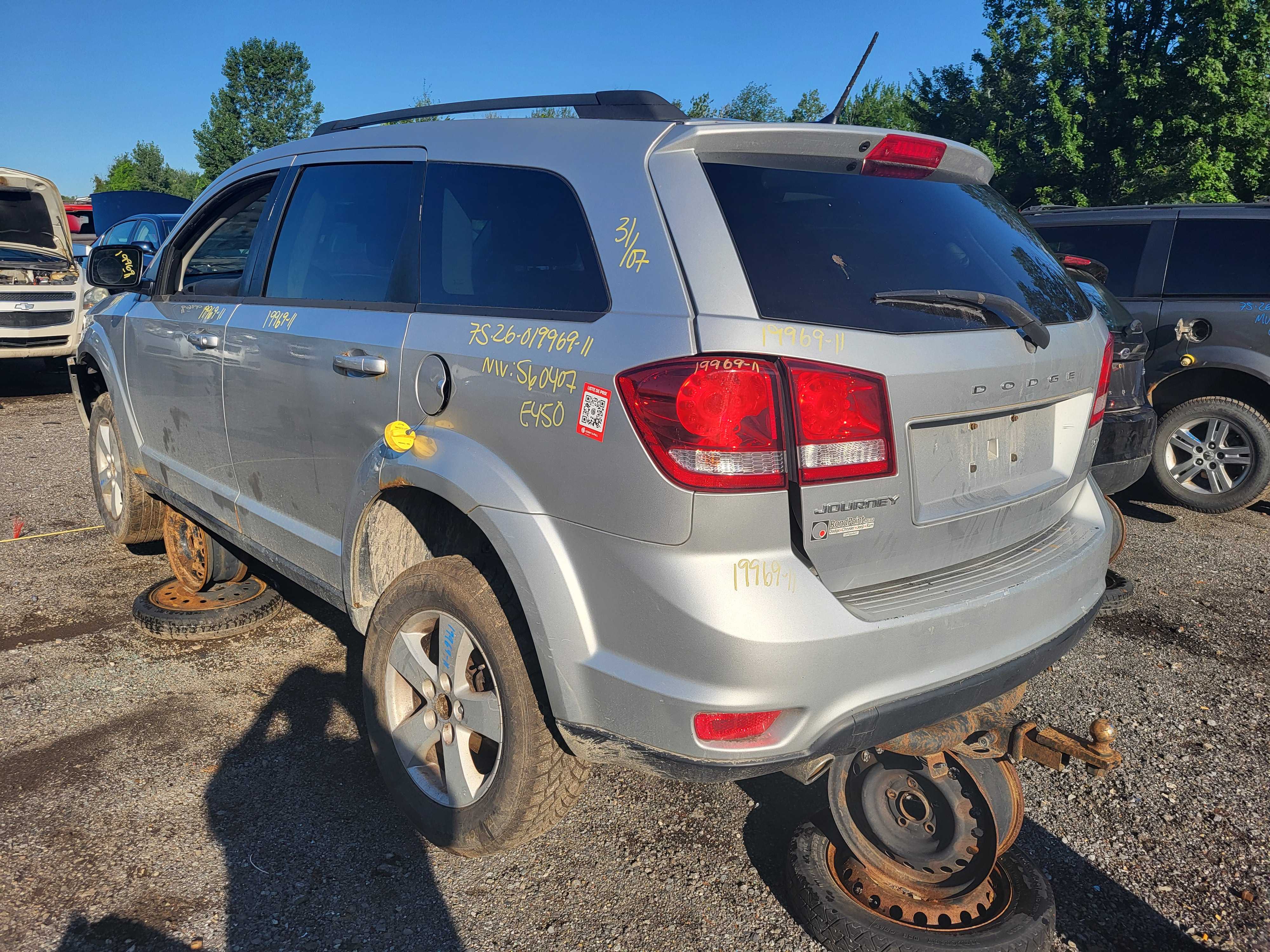 DODGE JOURNEY 2011