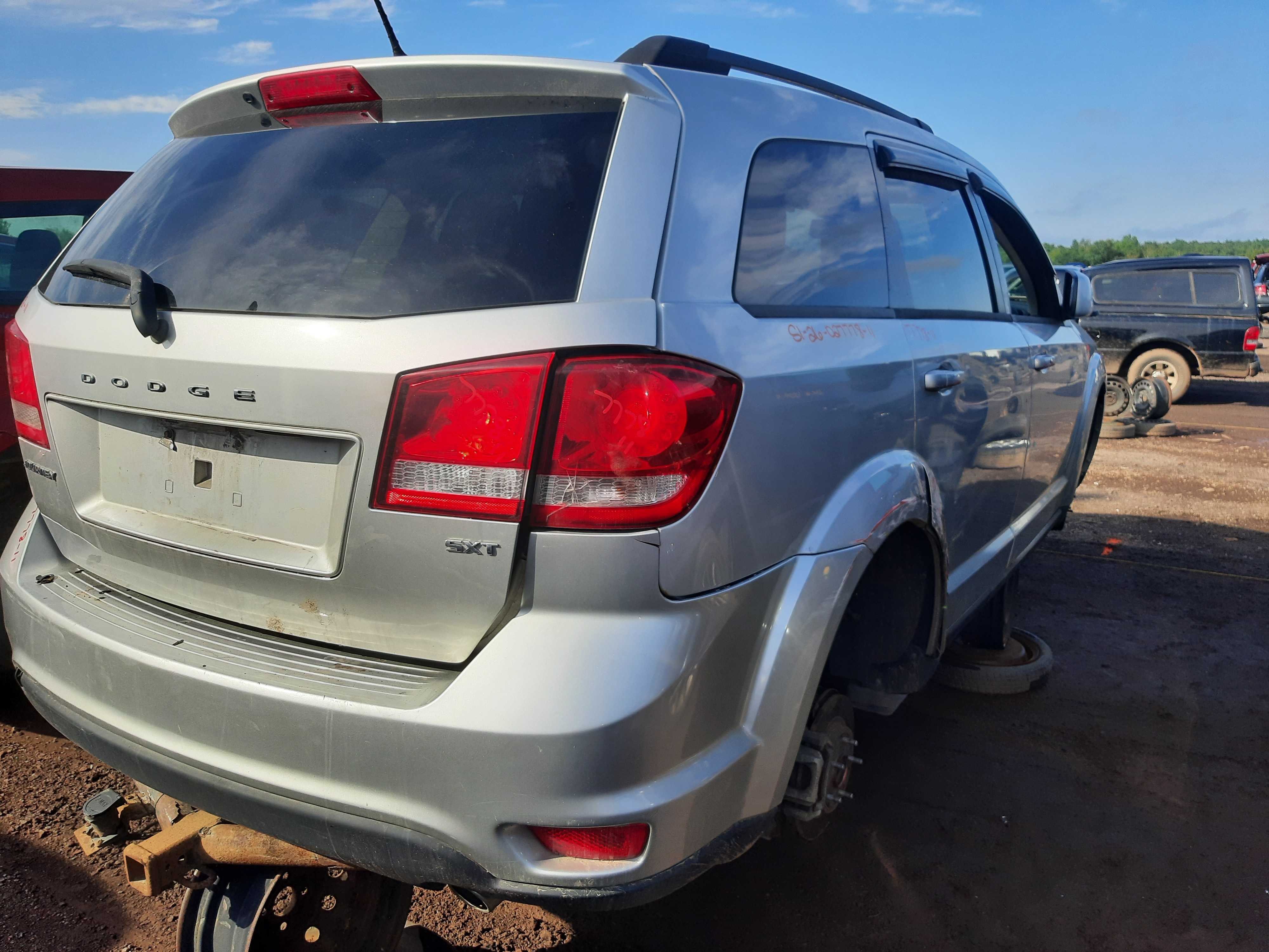 DODGE JOURNEY 2011