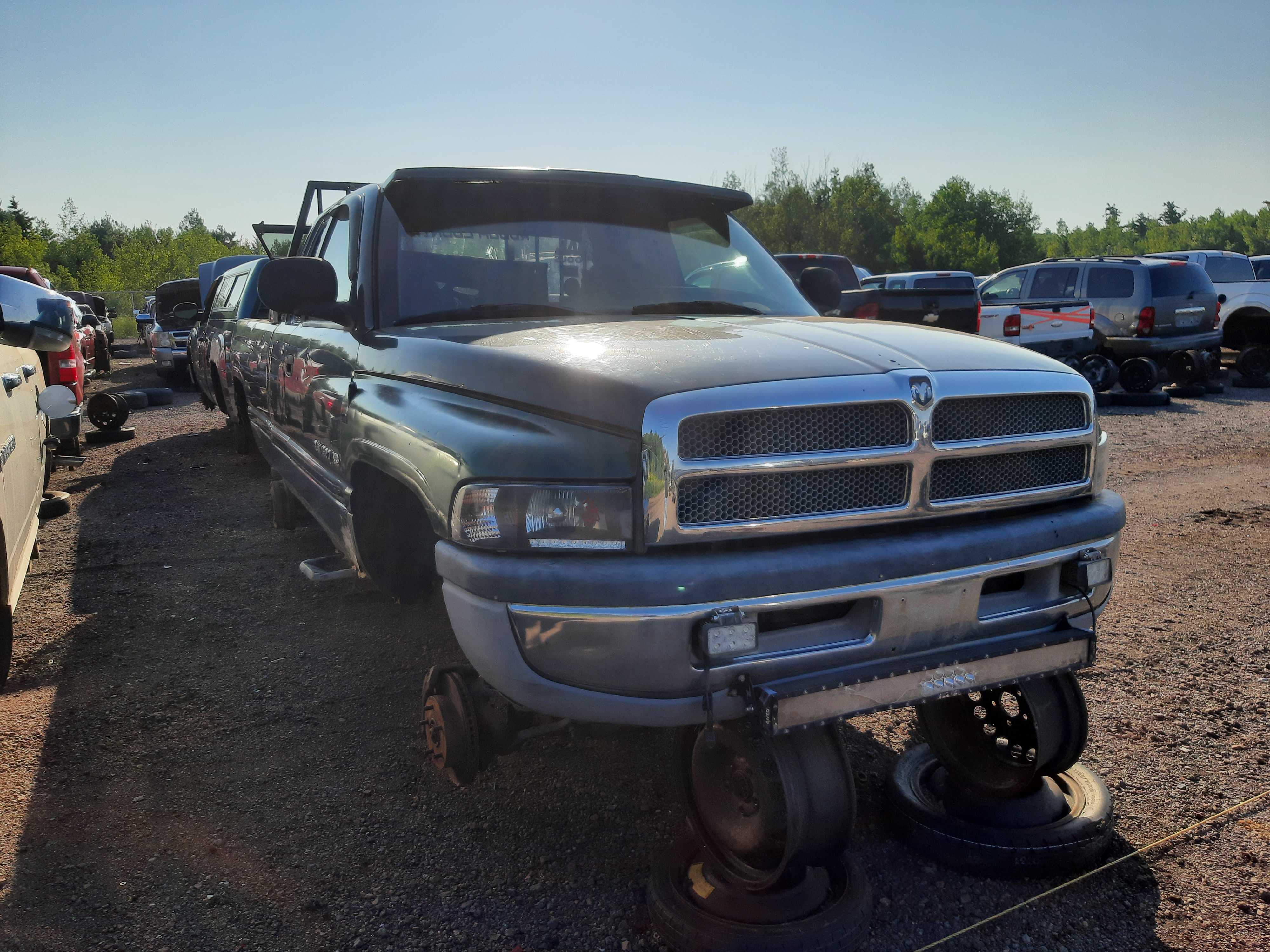 DODGE RAM 1500 2001